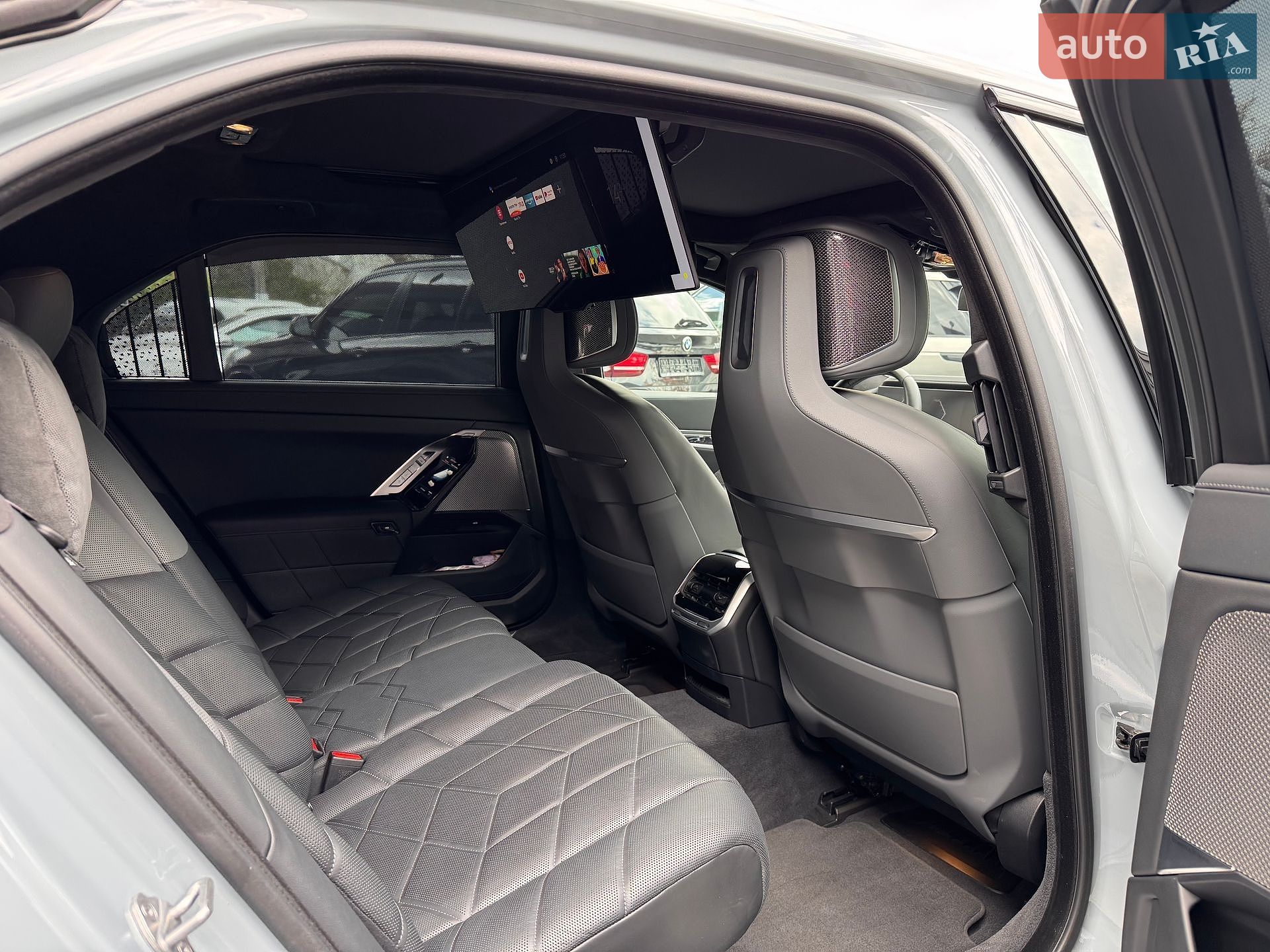 BMW 7 Series 2023 VIN WBA21EJ090CN58152 фото оголошення 15 з 28