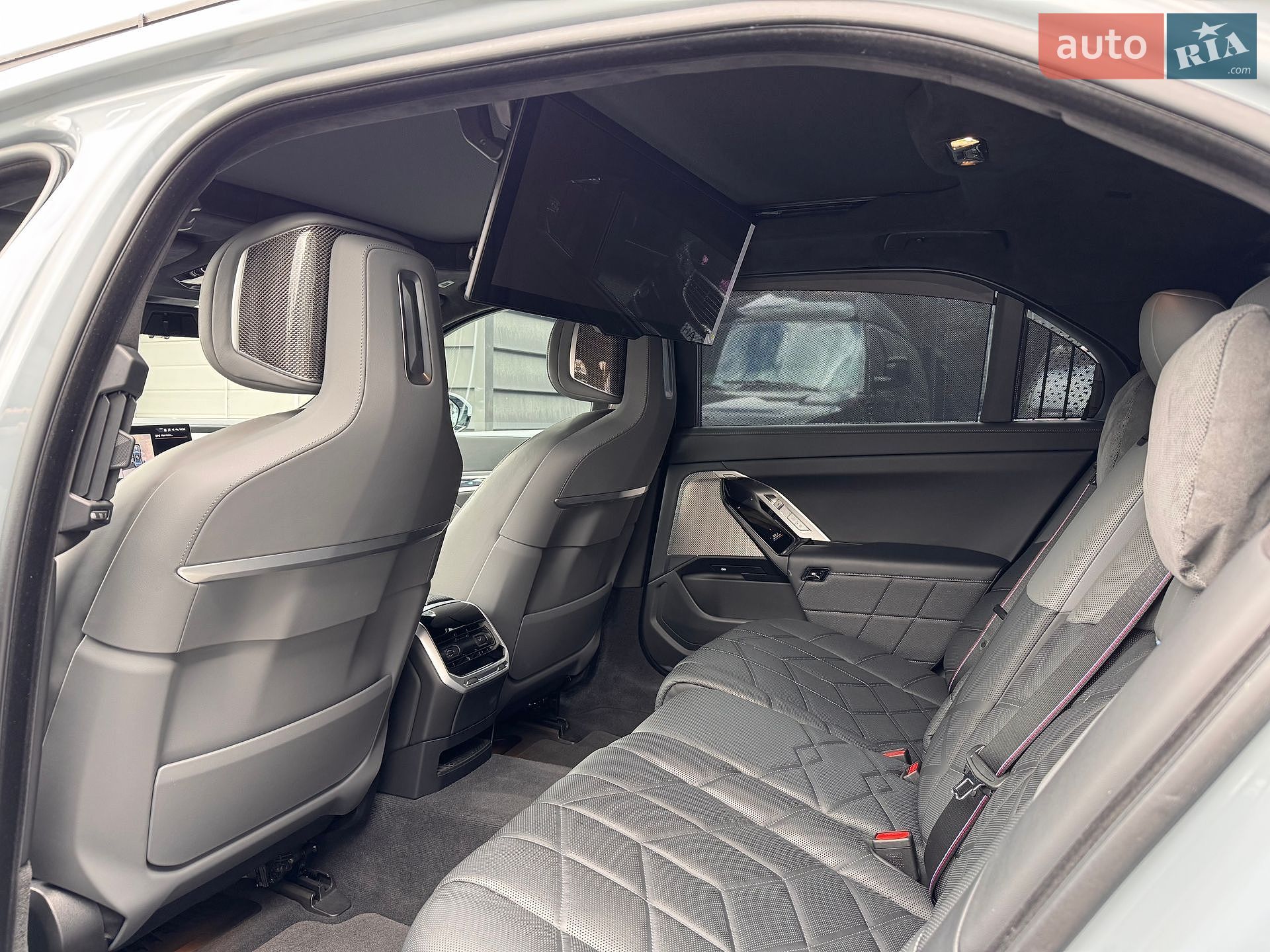 BMW 7 Series 2023 VIN WBA21EJ090CN58152 фото оголошення 14 з 28