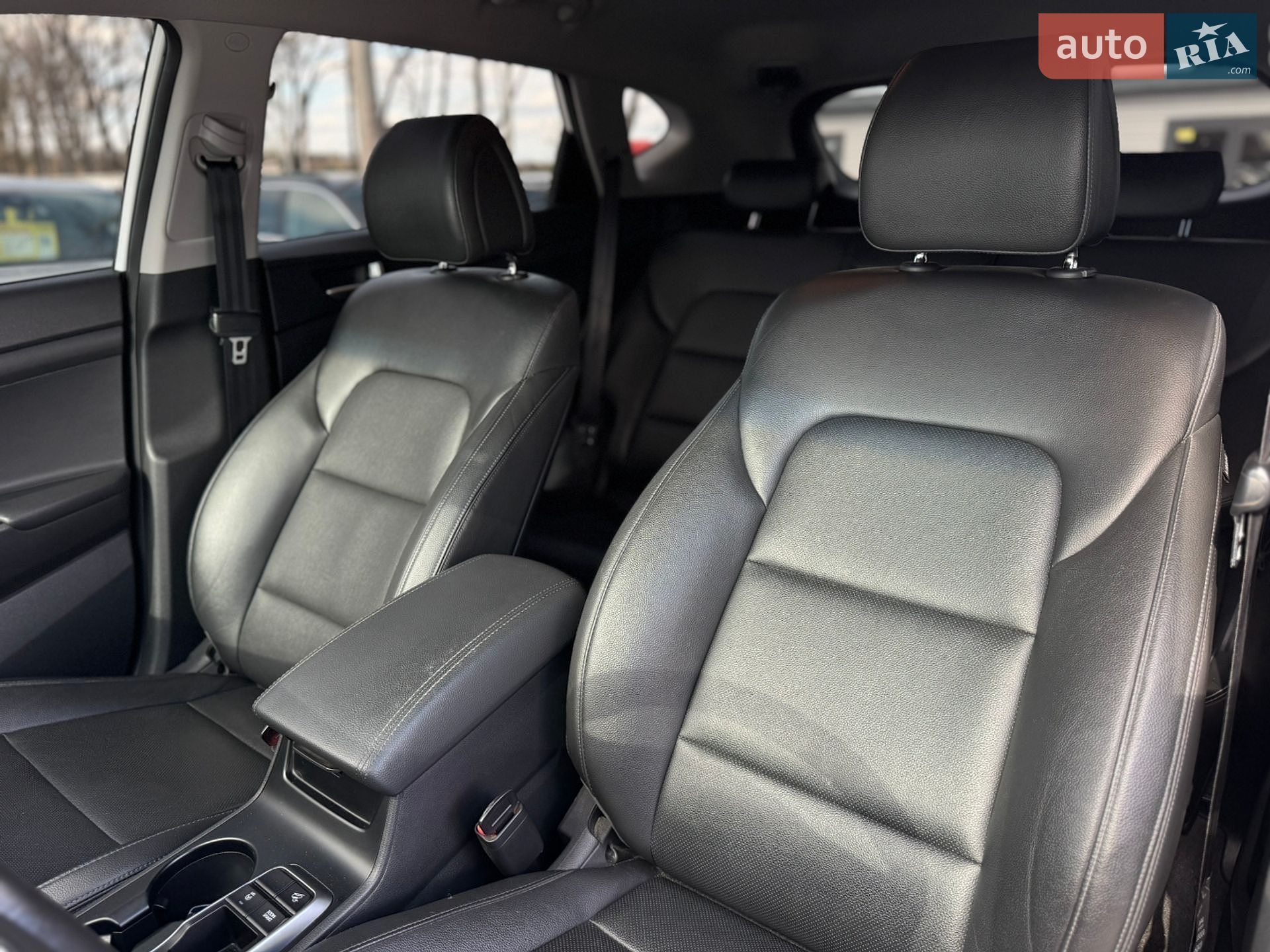 Hyundai Tucson 2016 VIN KMHJ3815GHU234191 фото оголошення 14 з 41