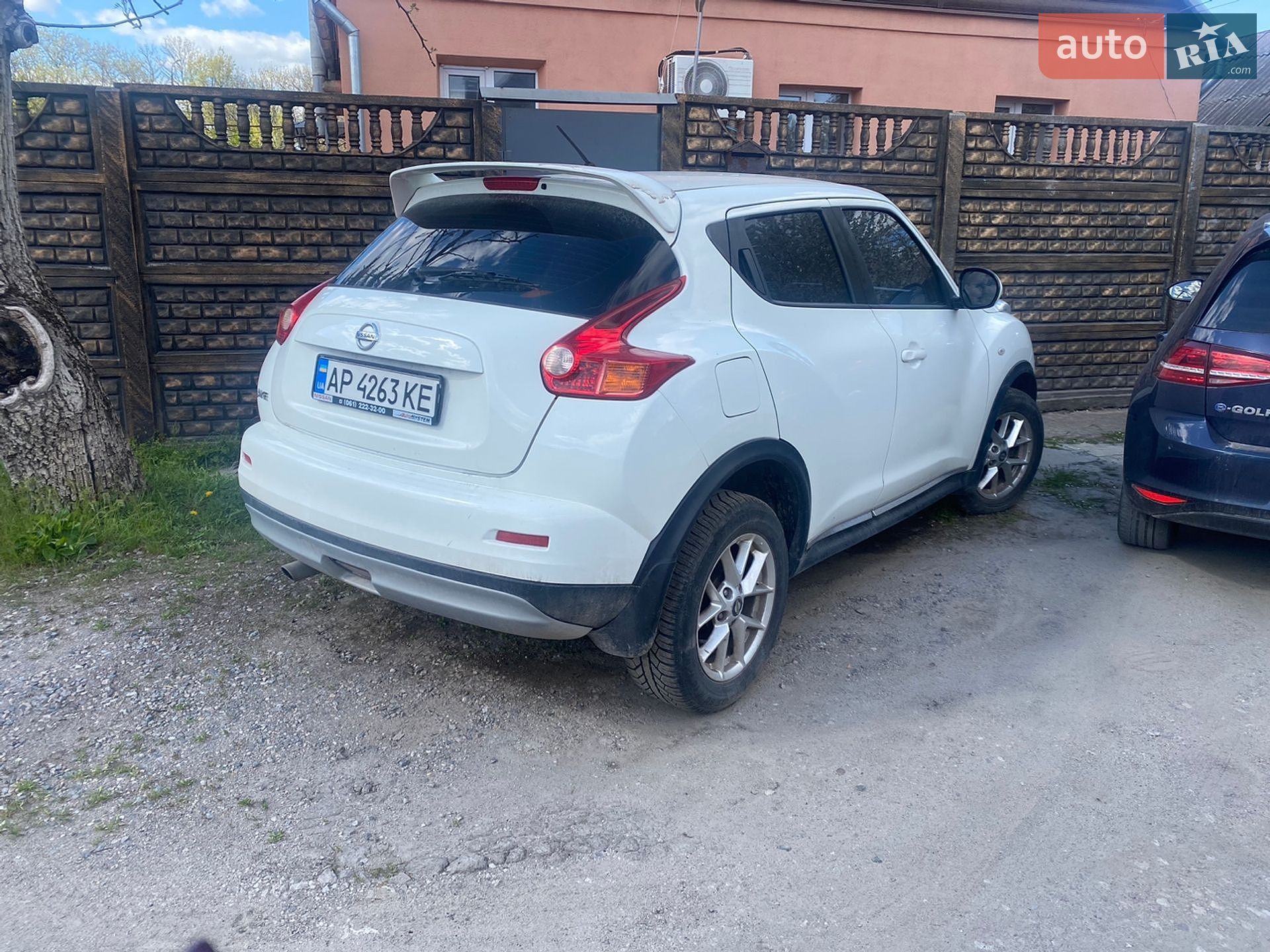 Nissan Juke 2011 VIN SJNFBAF15U6115085 фото оголошення 2 з 16