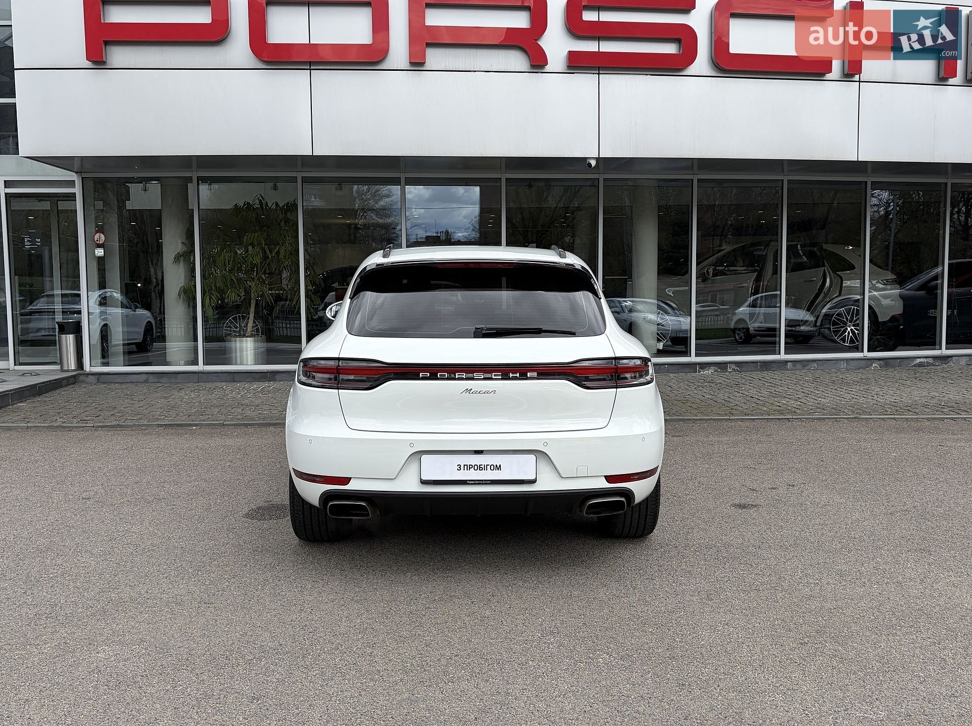Porsche Macan 2018 VIN WP1ZZZ95ZKLB03329 фото оголошення 5 з 39