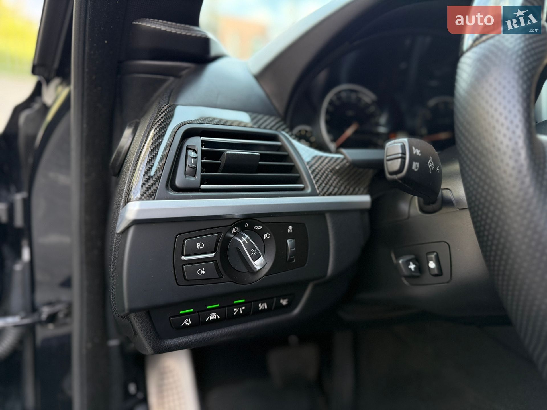 BMW 6 Series 2016 VIN WBA6E41040G378635 фото оголошення 33 з 70