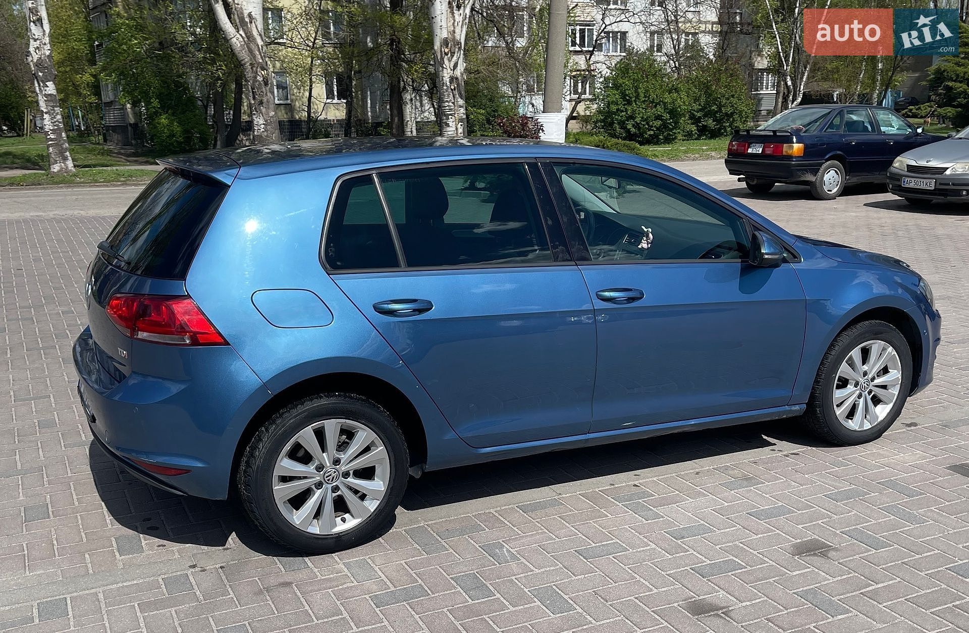 Volkswagen Golf 2015 VIN WVWZZZAUZFP081290 фото оголошення 4 з 15
