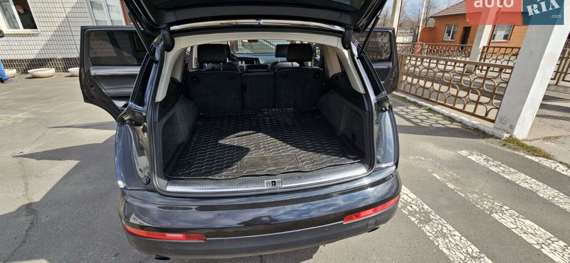 Audi Q7 2006 VIN WAUZZZ4LX7D055139 фото оголошення 15 з 23