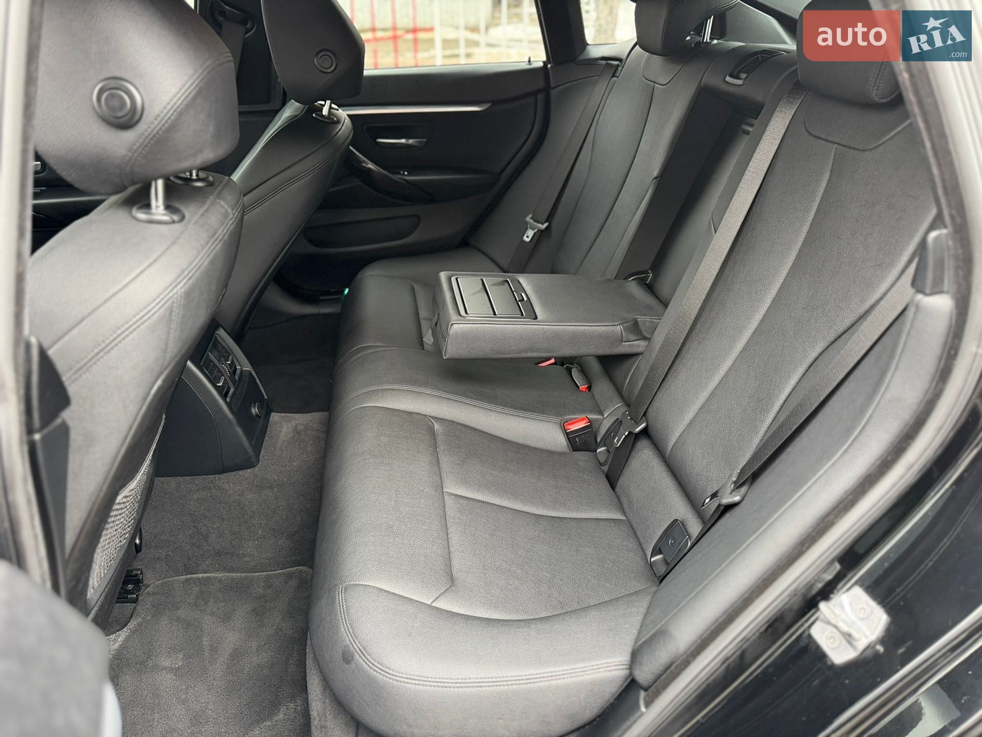 BMW 4 Series Gran Coupe 2017 VIN WBA4J3C51JBB97578 фото оголошення 37 з 52