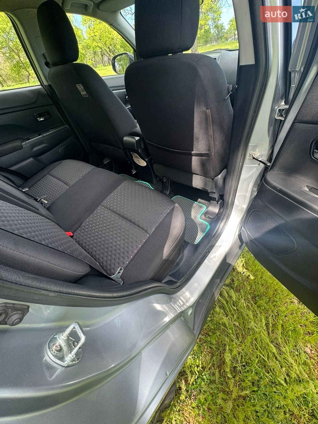 Mitsubishi ASX 2011 VIN JMBXTGA2WBZ001078 фото оголошення 13 з 19