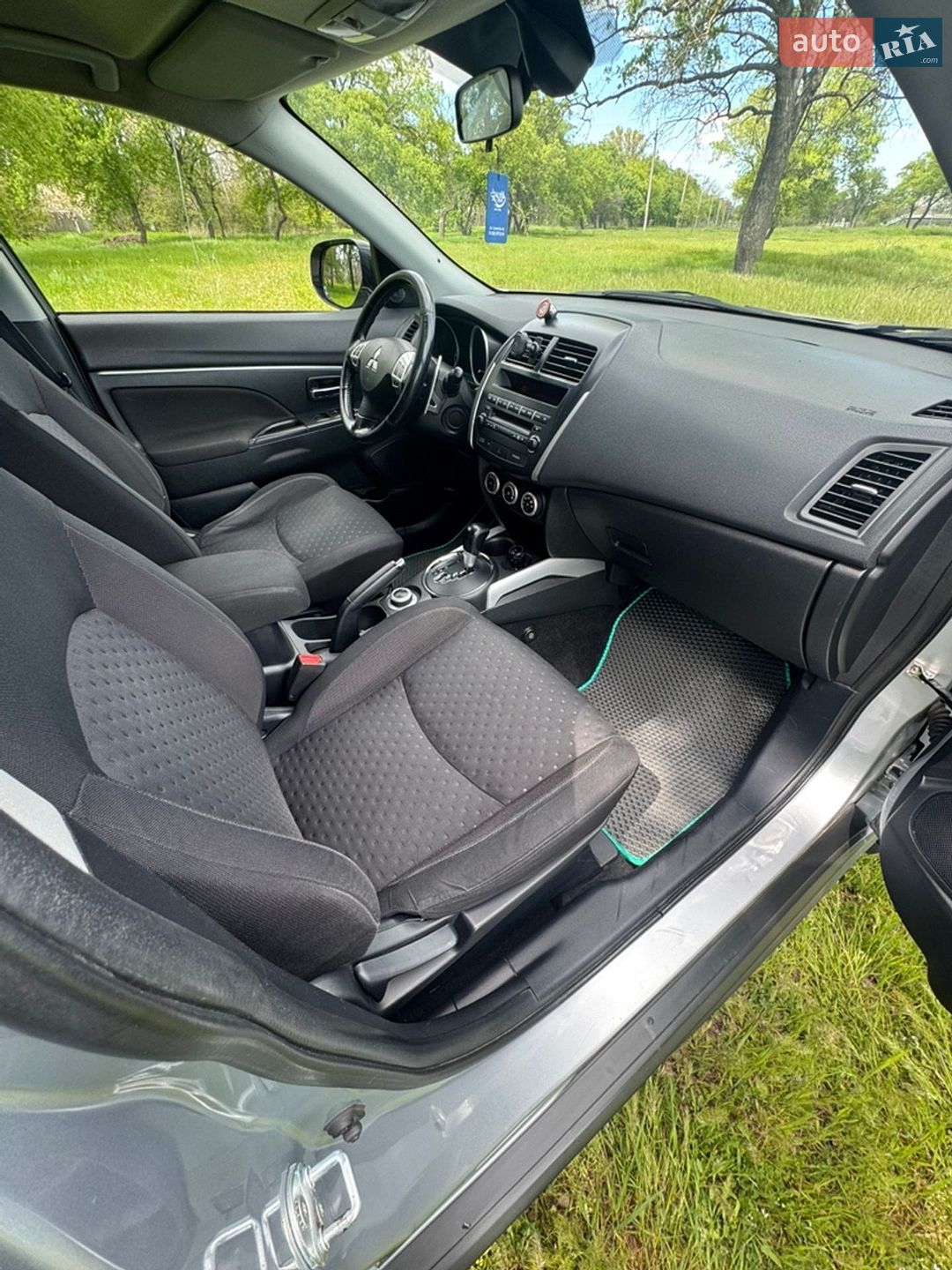 Mitsubishi ASX 2011 VIN JMBXTGA2WBZ001078 фото оголошення 16 з 19