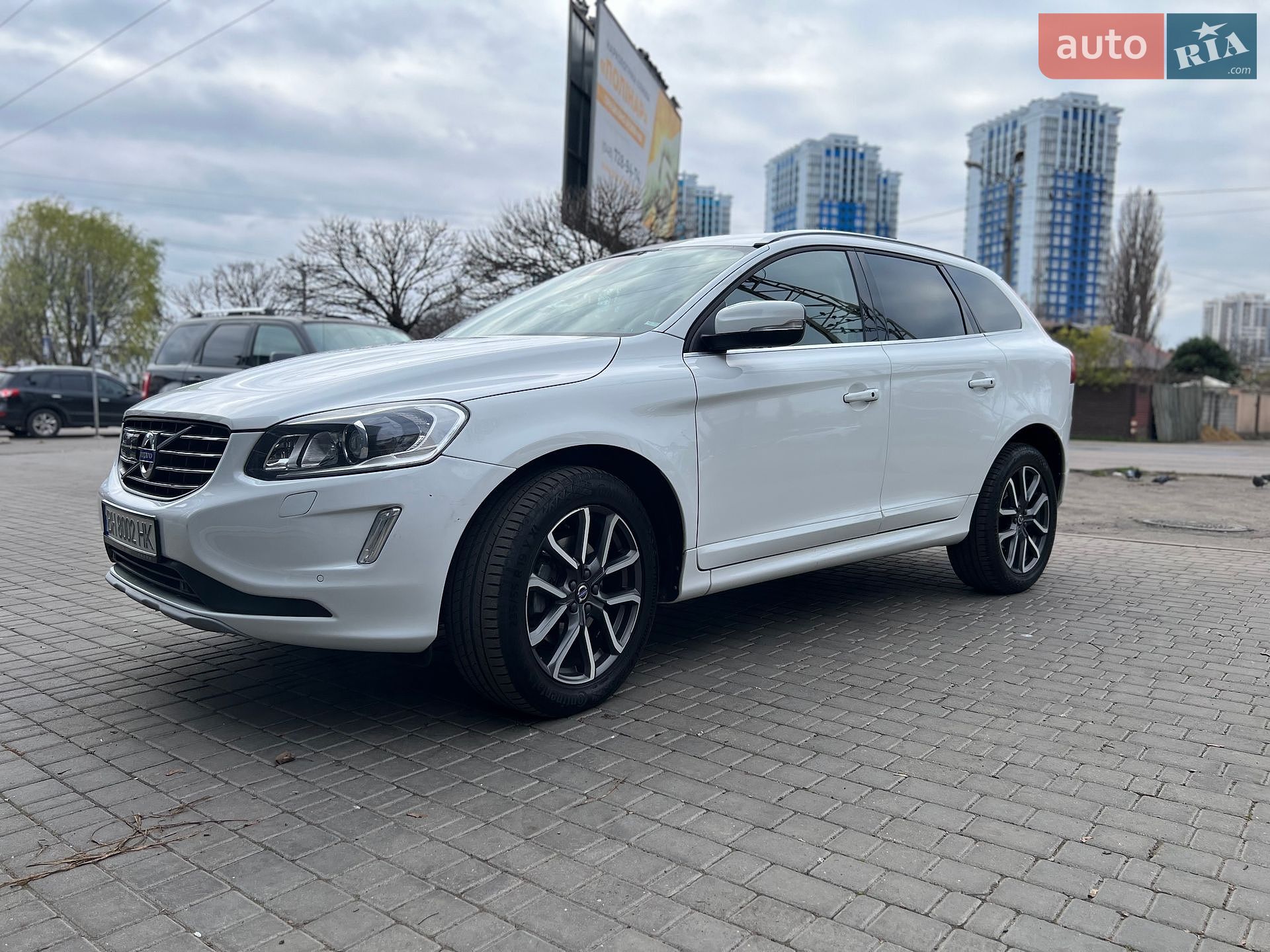 Volvo Xc60 2017 VIN YV1DZA5C6H2194724 фото оголошення 8 з 30