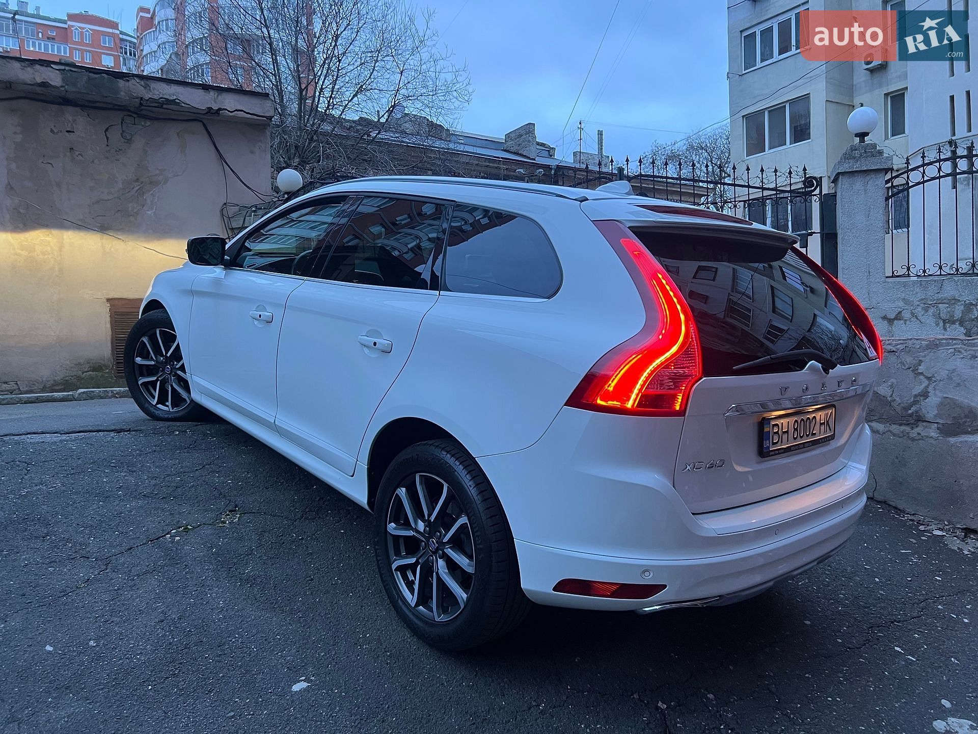 Volvo Xc60 2017 VIN YV1DZA5C6H2194724 фото оголошення 14 з 30