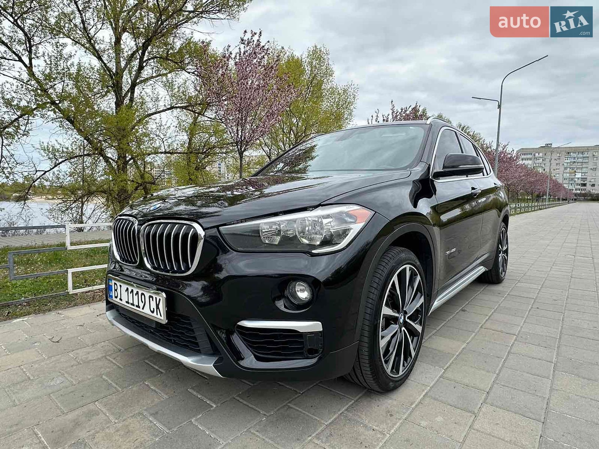 BMW X1 2018 VIN WBXHU7C30J5L04913 фото оголошення 4 з 17