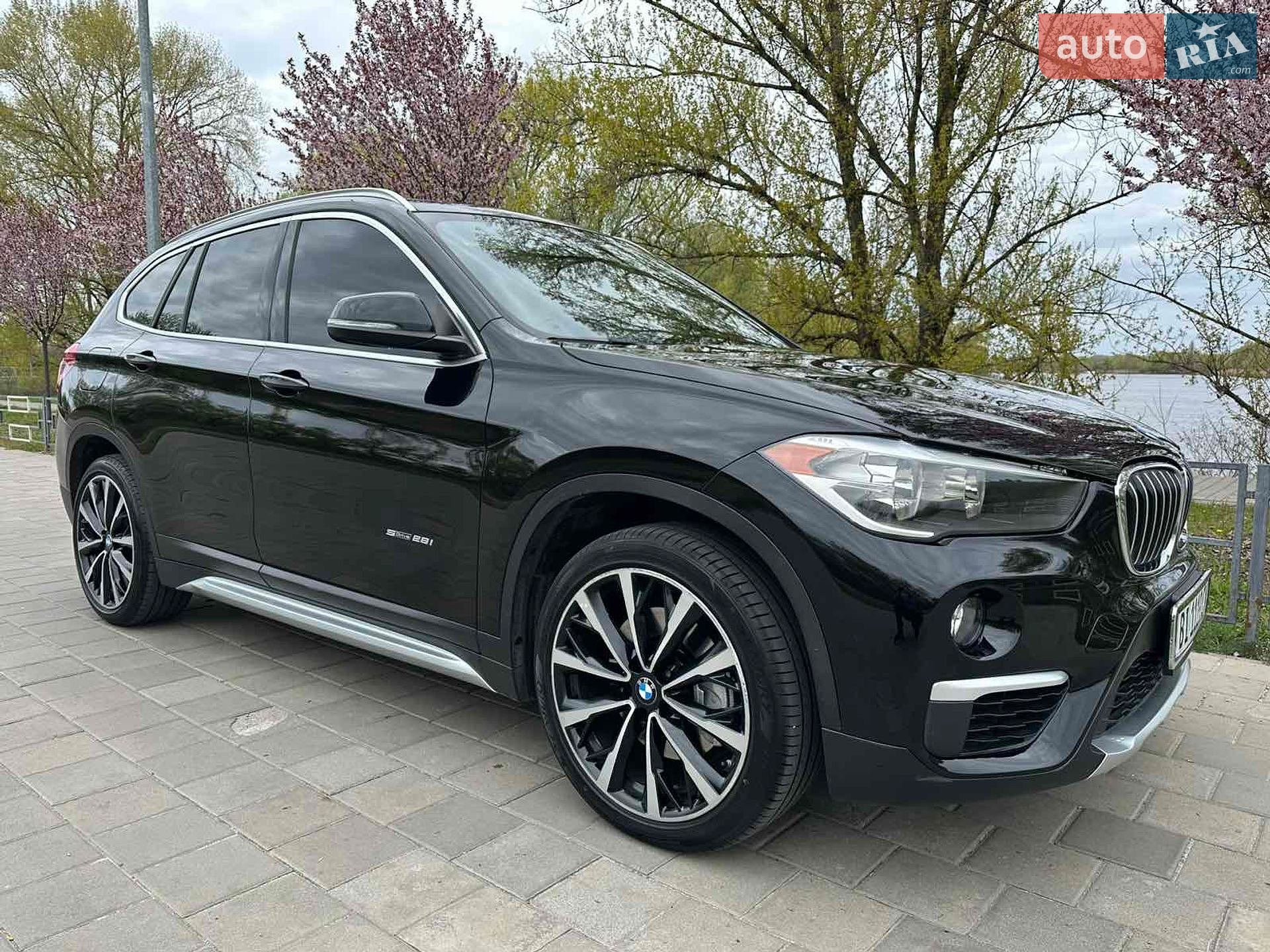 BMW X1 2018 VIN WBXHU7C30J5L04913 фото оголошення 5 з 17