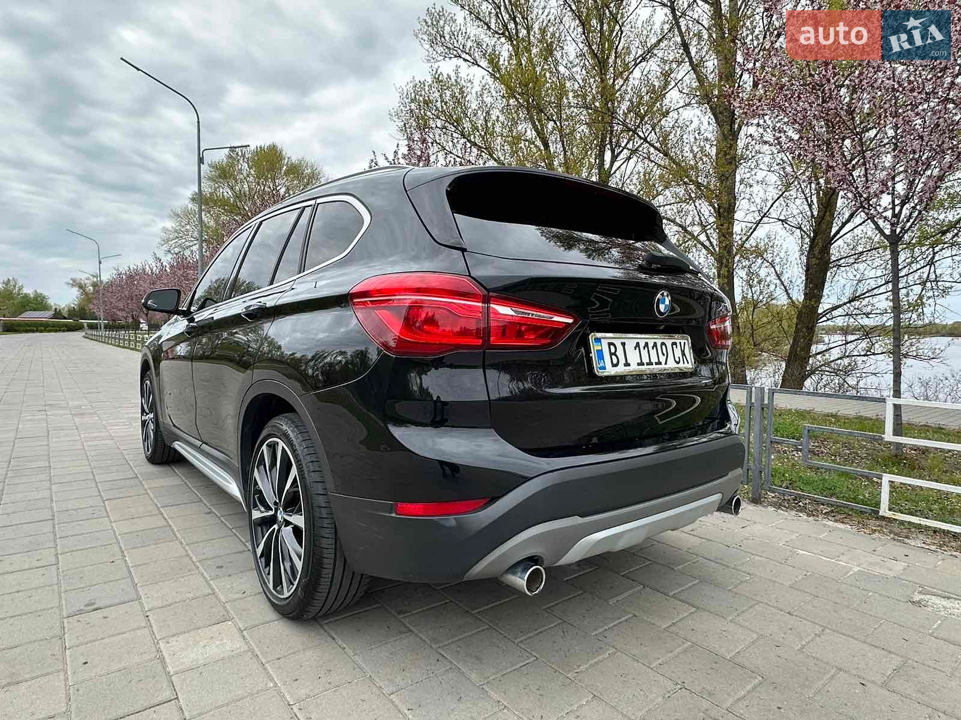 BMW X1 2018 VIN WBXHU7C30J5L04913 фото оголошення 7 з 17