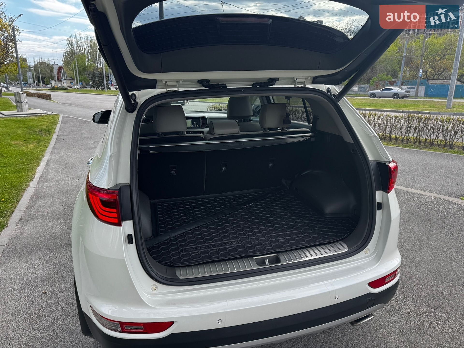 Kia Sportage 2016 VIN KNDPR3A68H7184499 фото оголошення 19 з 27