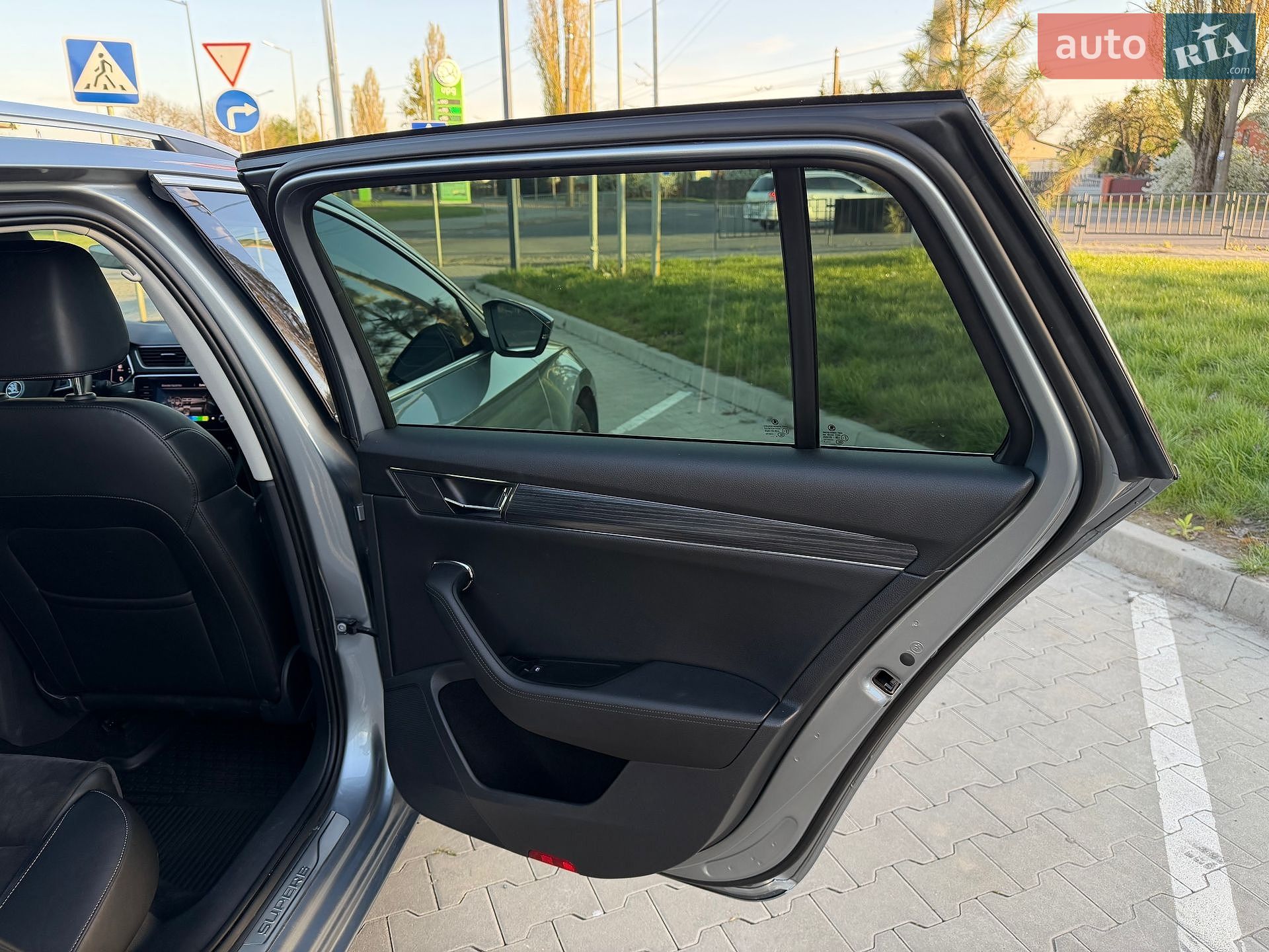 Skoda Superb 2020 VIN TMBJH7NP1L7066242 фото оголошення 38 з 102