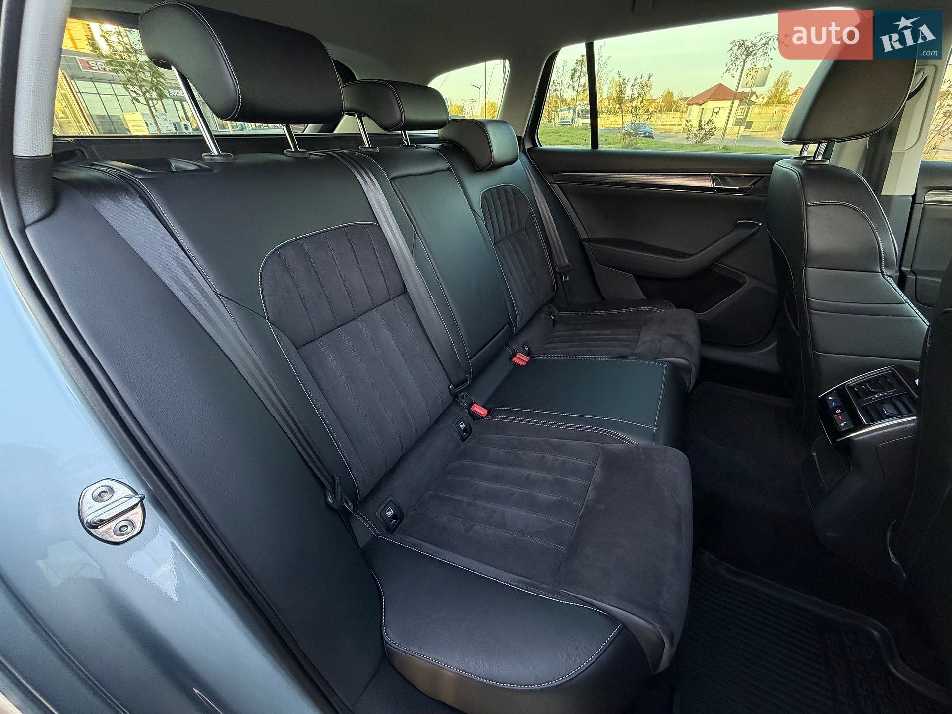 Skoda Superb 2020 VIN TMBJH7NP1L7066242 фото оголошення 42 з 102