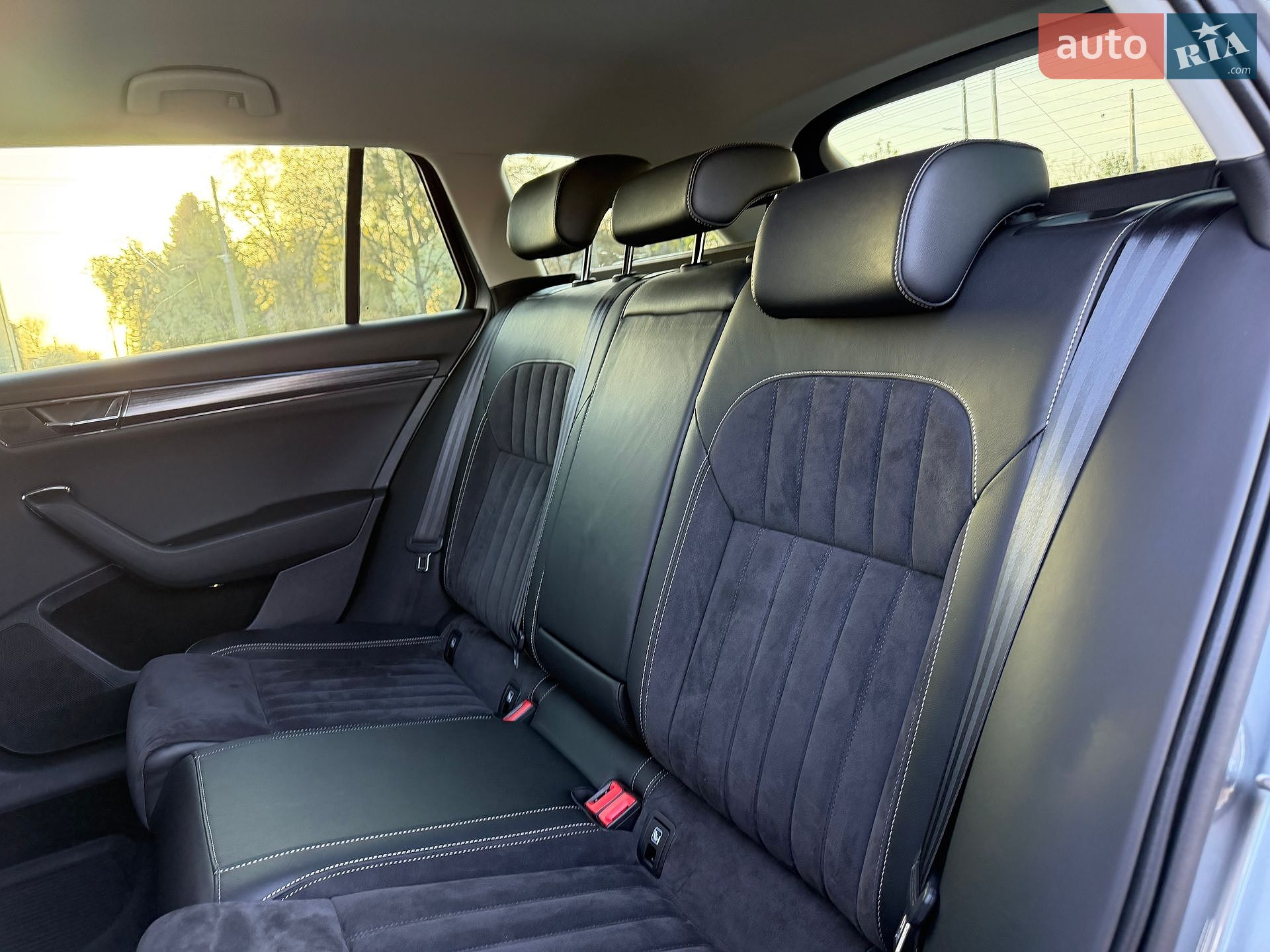 Skoda Superb 2020 VIN TMBJH7NP1L7066242 фото оголошення 47 з 102