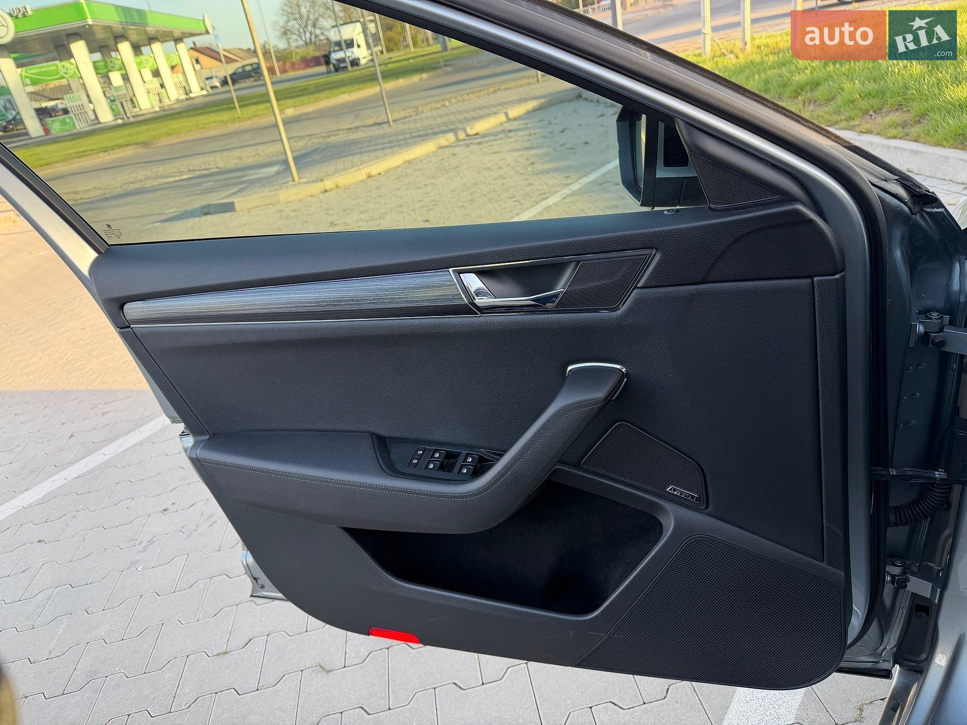 Skoda Superb 2020 VIN TMBJH7NP1L7066242 фото оголошення 77 з 102