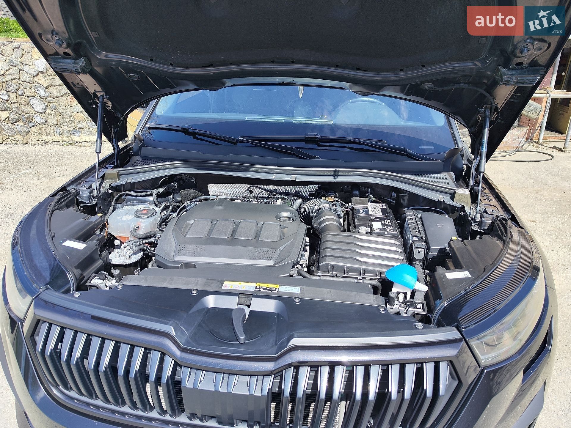 Skoda Kodiaq 2023 VIN TMBLJ7NS0PB401124 фото оголошення 14 з 16
