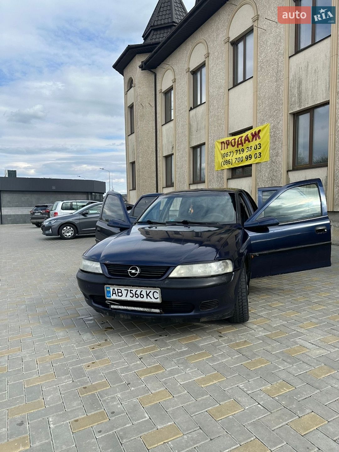 Opel Vectra 1998 VIN W0L0JBF19W1361387 фото оголошення 4 з 9