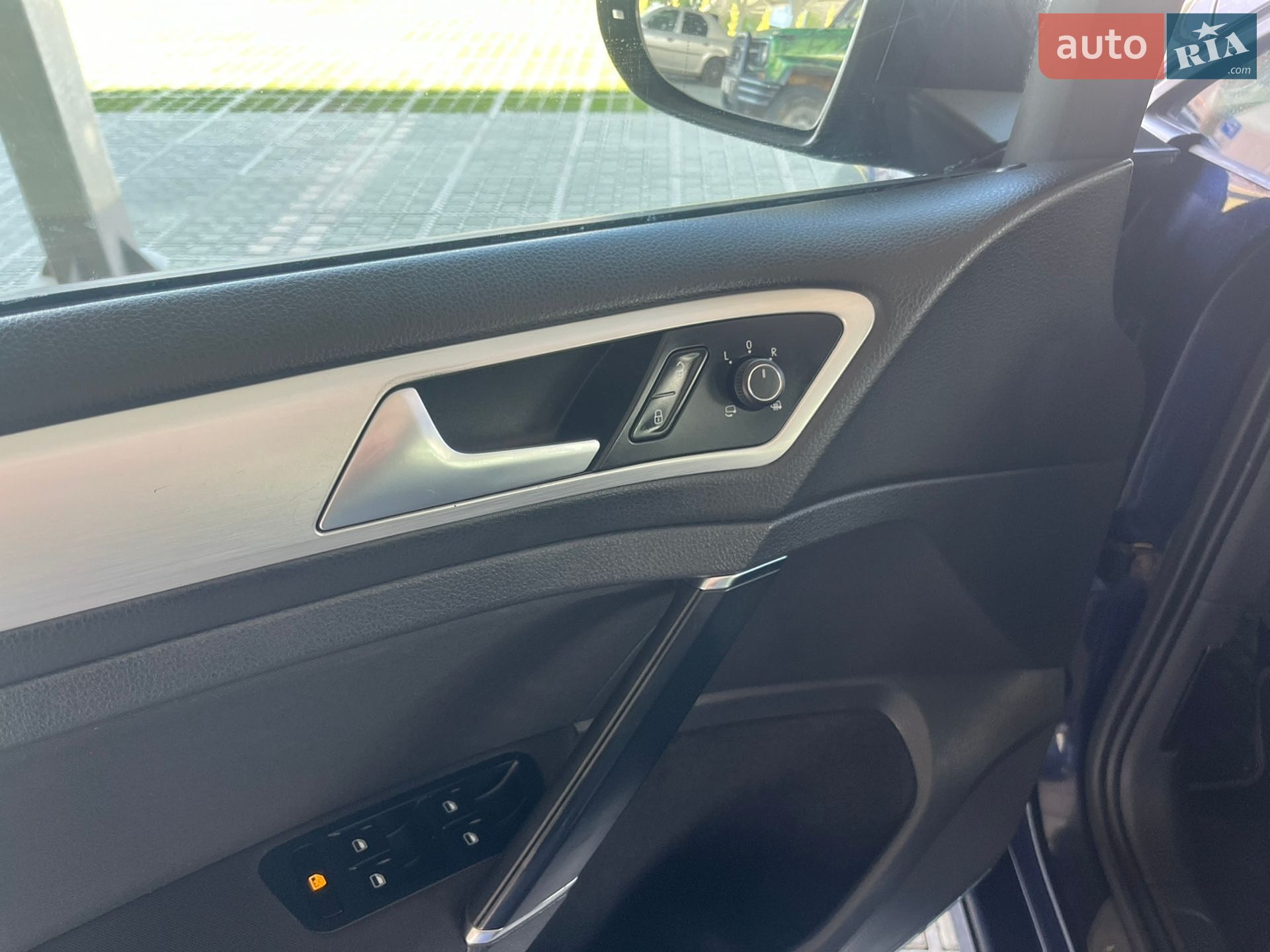 Volkswagen Golf 2015 VIN WVWZZZAUZFP597200 фото оголошення 8 з 15