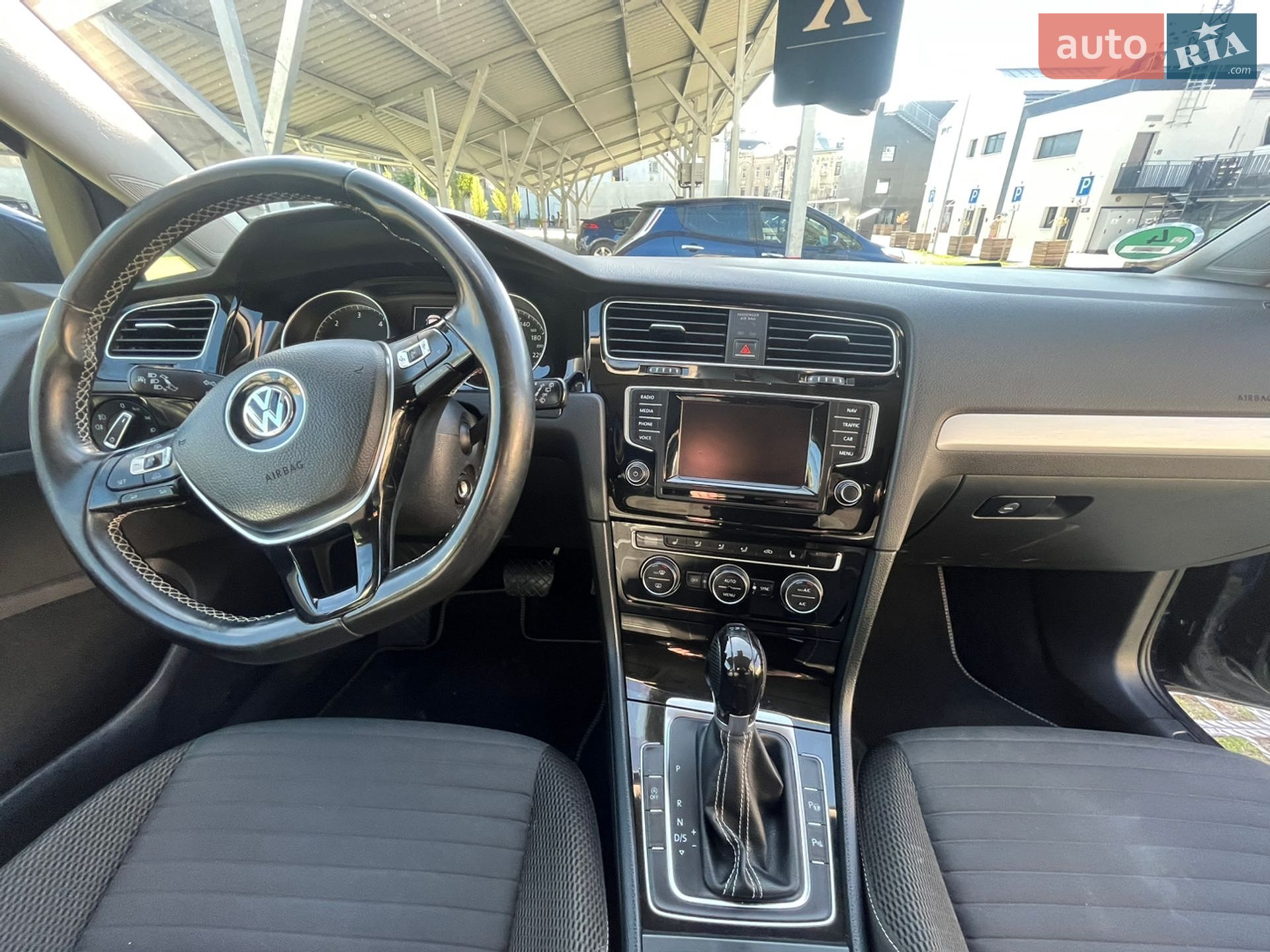 Volkswagen Golf 2015 VIN WVWZZZAUZFP597200 фото оголошення 14 з 15