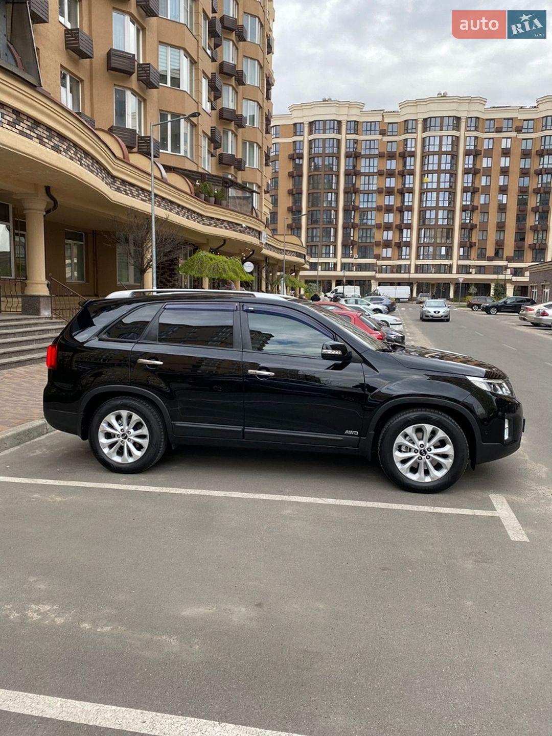 Kia Sorento 2012 VIN KNAKU814DD5361093 фото оголошення 3 з 92