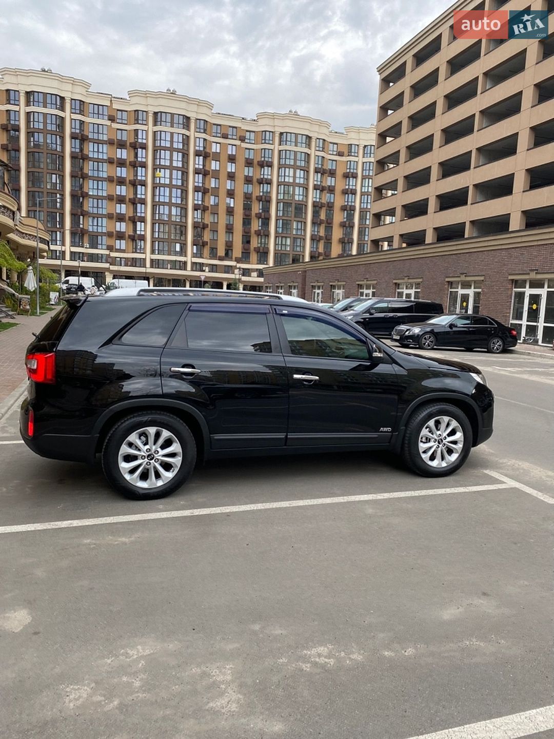 Kia Sorento 2012 VIN KNAKU814DD5361093 фото оголошення 5 з 92