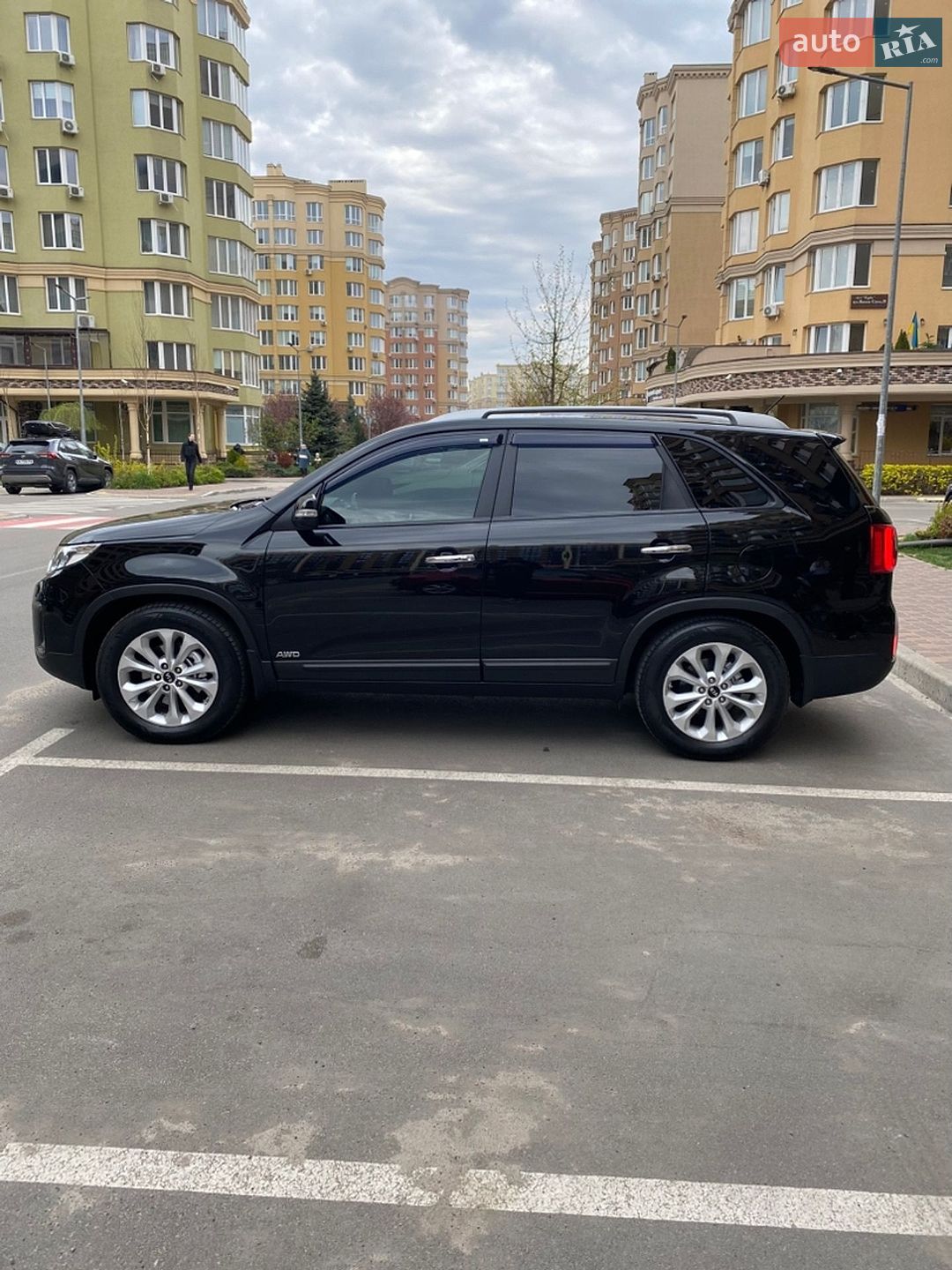 Kia Sorento 2012 VIN KNAKU814DD5361093 фото оголошення 13 з 92