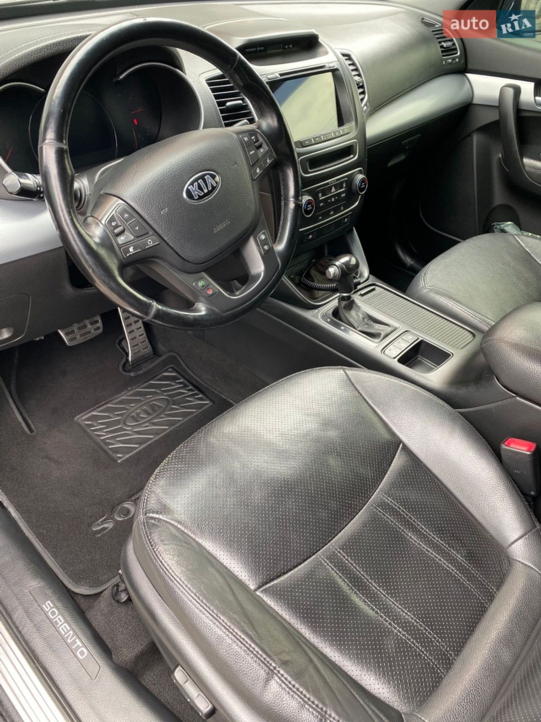 Kia Sorento 2012 VIN KNAKU814DD5361093 фото оголошення 50 з 92