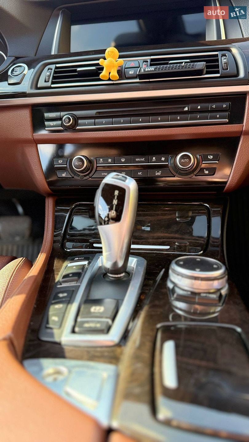 BMW 5 Series 2015 VIN WBA5D31030GV82853 фото оголошення 9 з 23