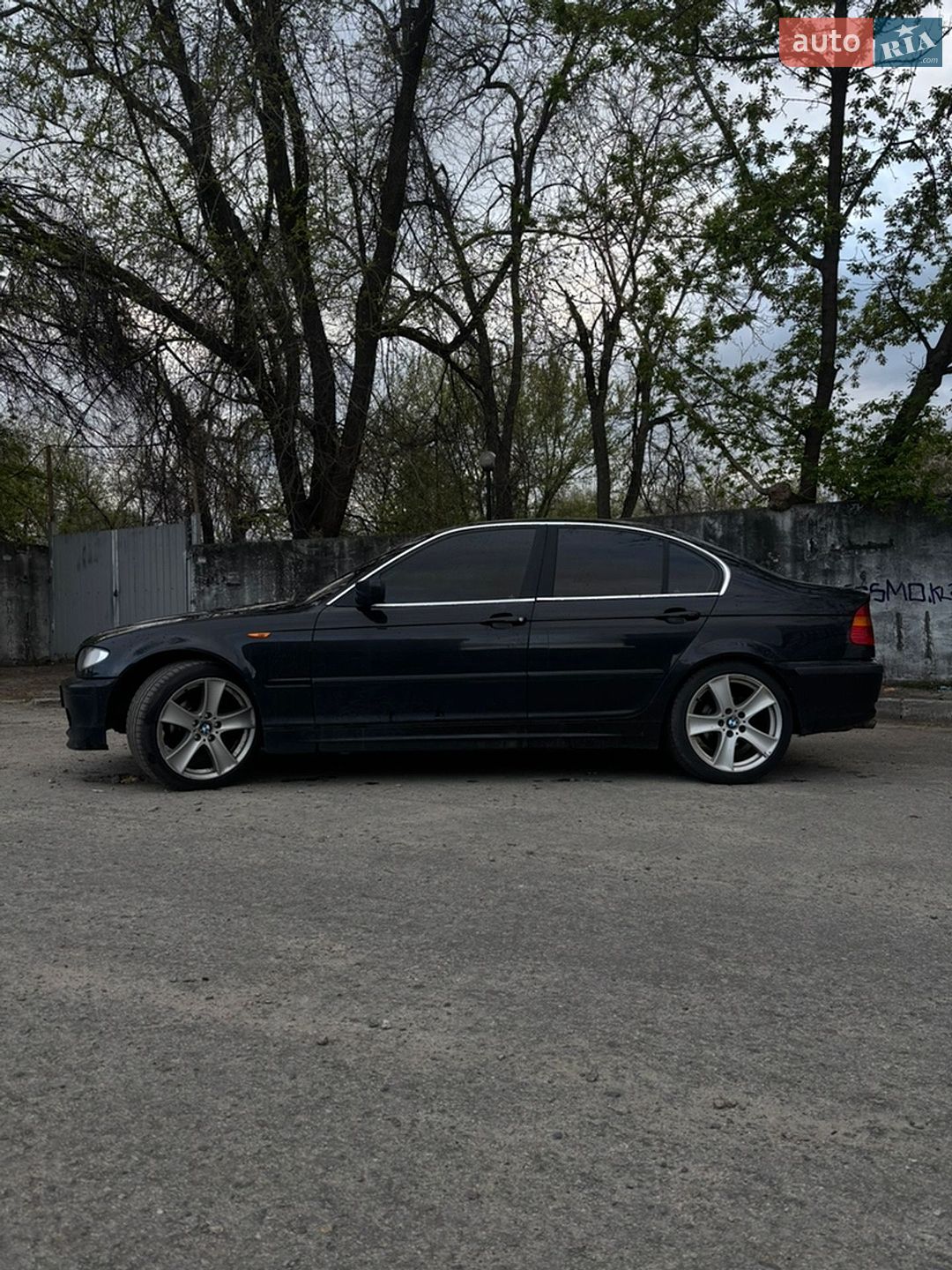 BMW 3 Series 2001 VIN WBAEV11010CH51683 фото оголошення 4 з 8