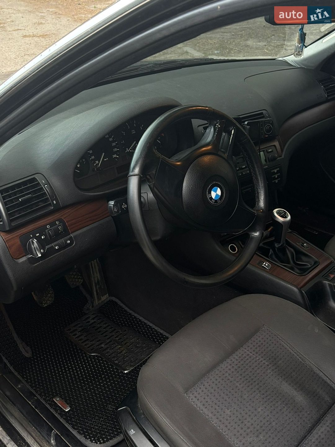 BMW 3 Series 2001 VIN WBAEV11010CH51683 фото оголошення 7 з 8