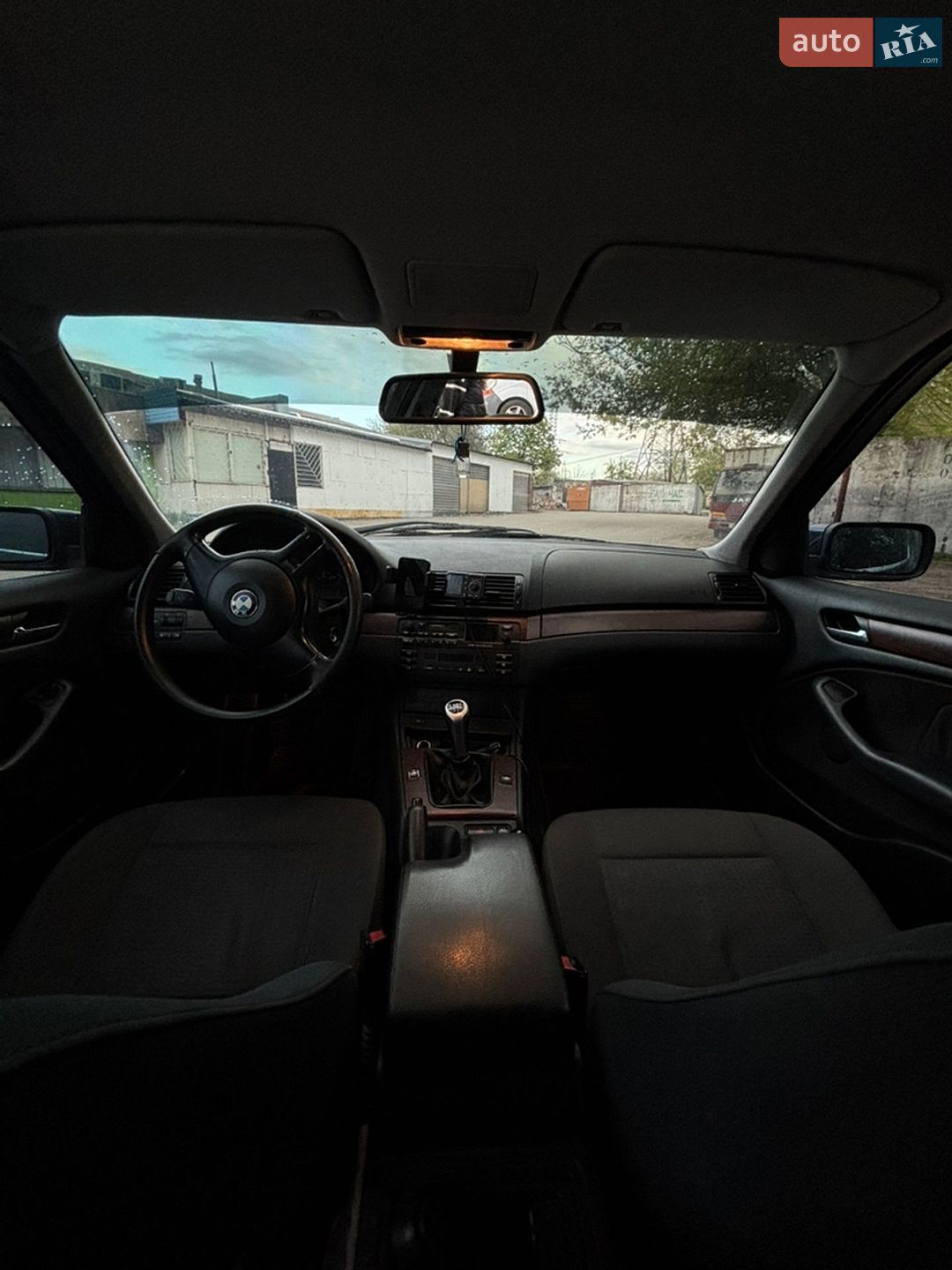 BMW 3 Series 2001 VIN WBAEV11010CH51683 фото оголошення 8 з 8