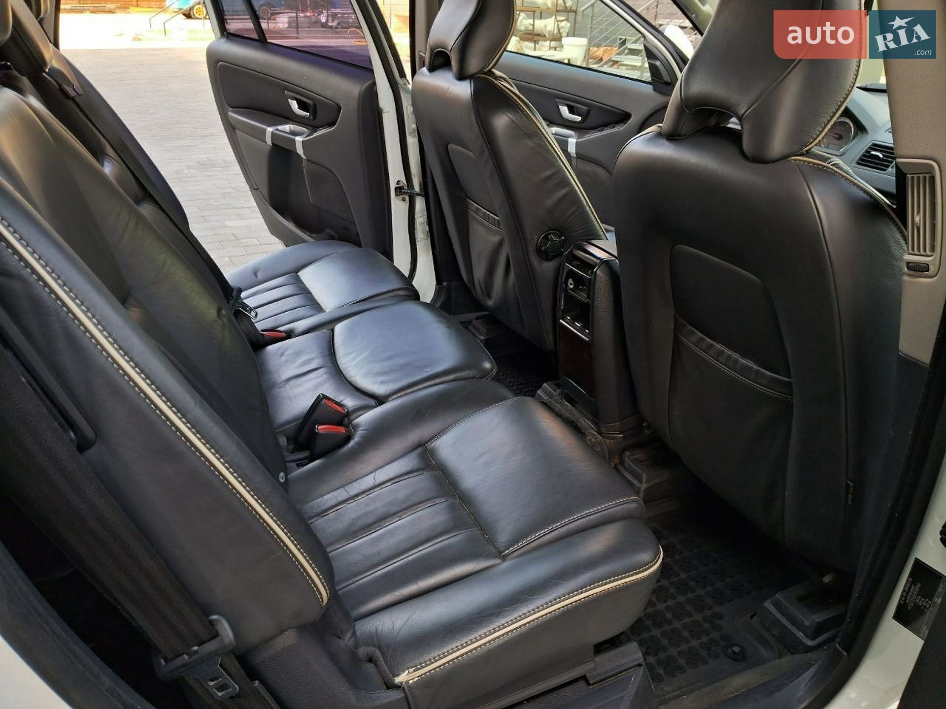 Volvo XC90 2012 VIN YV1CZ3056D1658148 фото оголошення 11 з 21