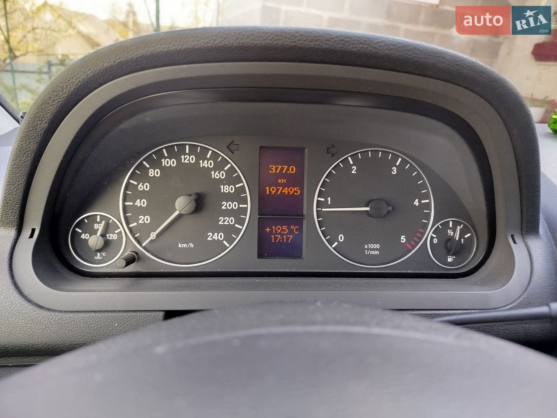 Mercedes-Benz A-Class 2011 VIN WDD1690061K011861 фото оголошення 11 з 16