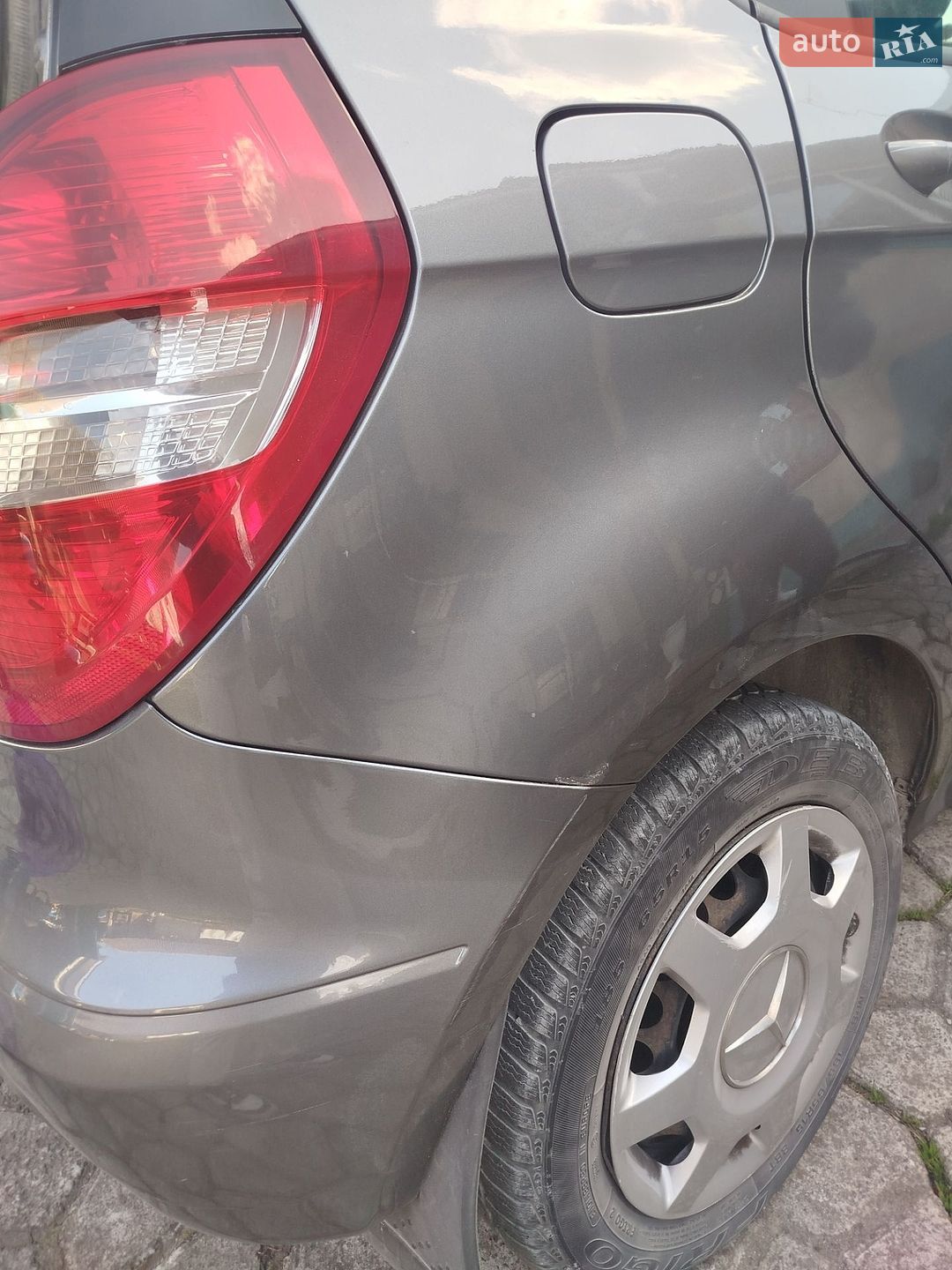 Mercedes-Benz A-Class 2011 VIN WDD1690061K011861 фото оголошення 12 з 16