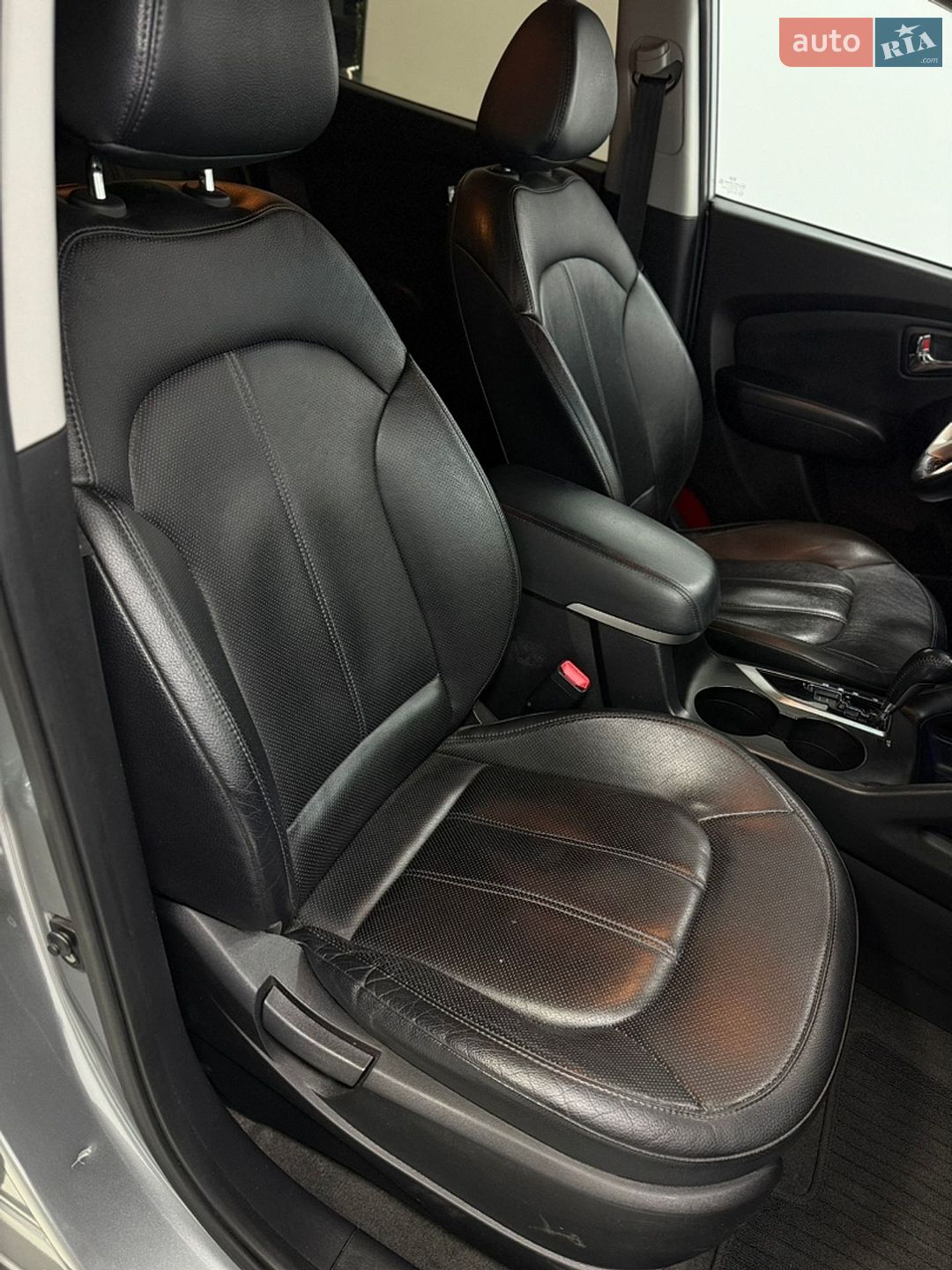 Hyundai Tucson 2012 VIN KMHJU81VBCU499603 фото оголошення 14 з 35