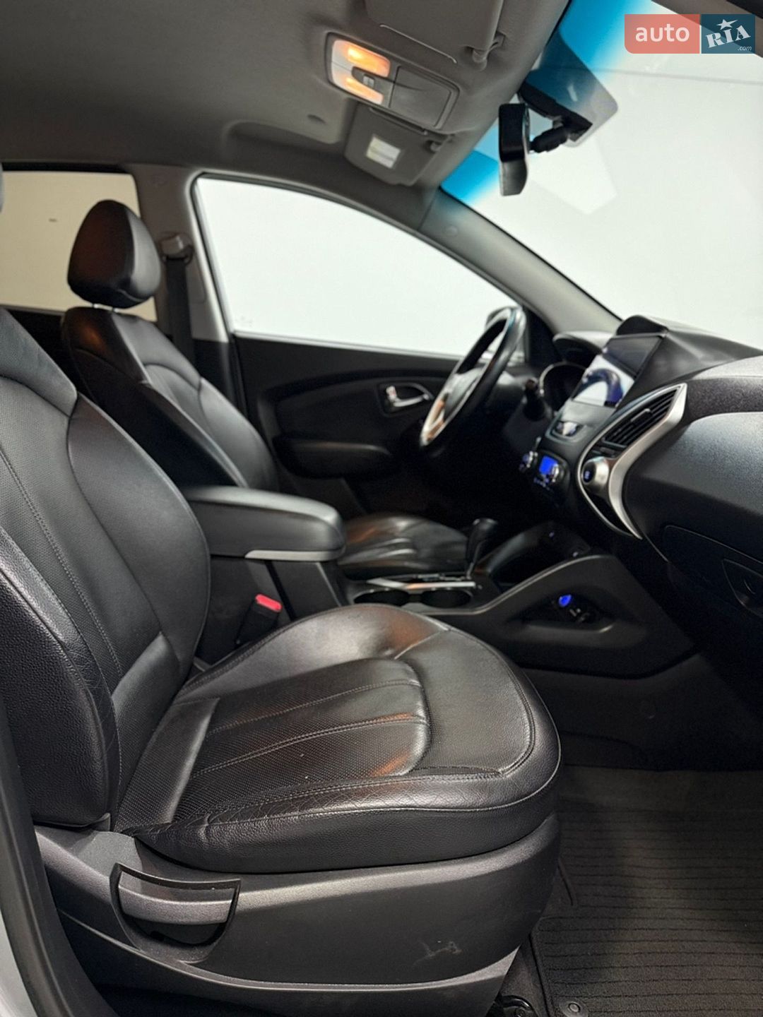 Hyundai Tucson 2012 VIN KMHJU81VBCU499603 фото оголошення 17 з 35