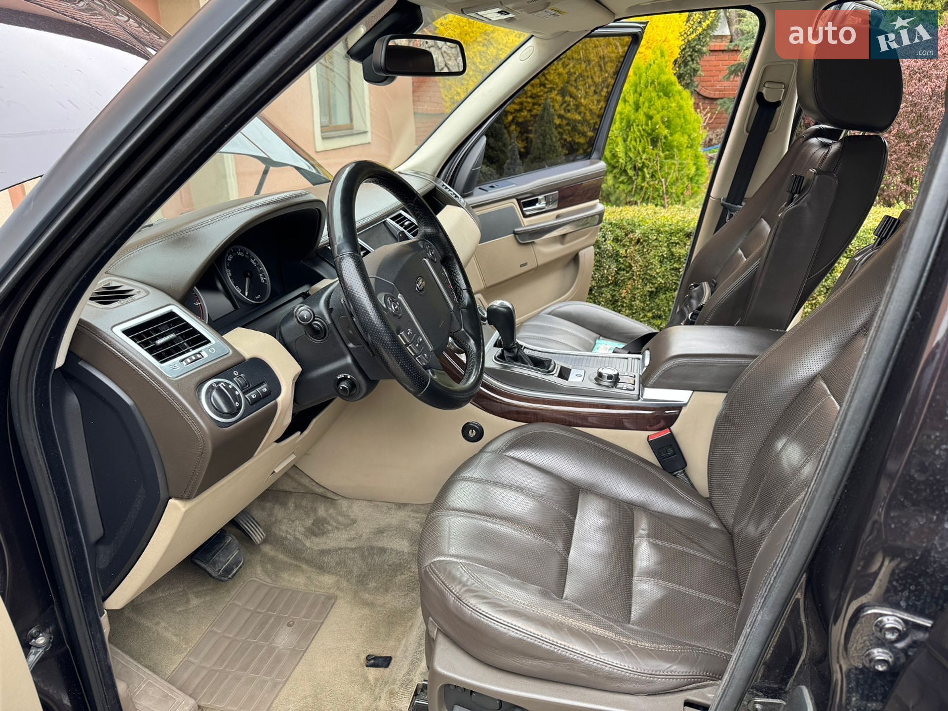 Land Rover Range Rover Sport 2010 VIN SALLSAAE4AA234918 фото оголошення 20 з 31