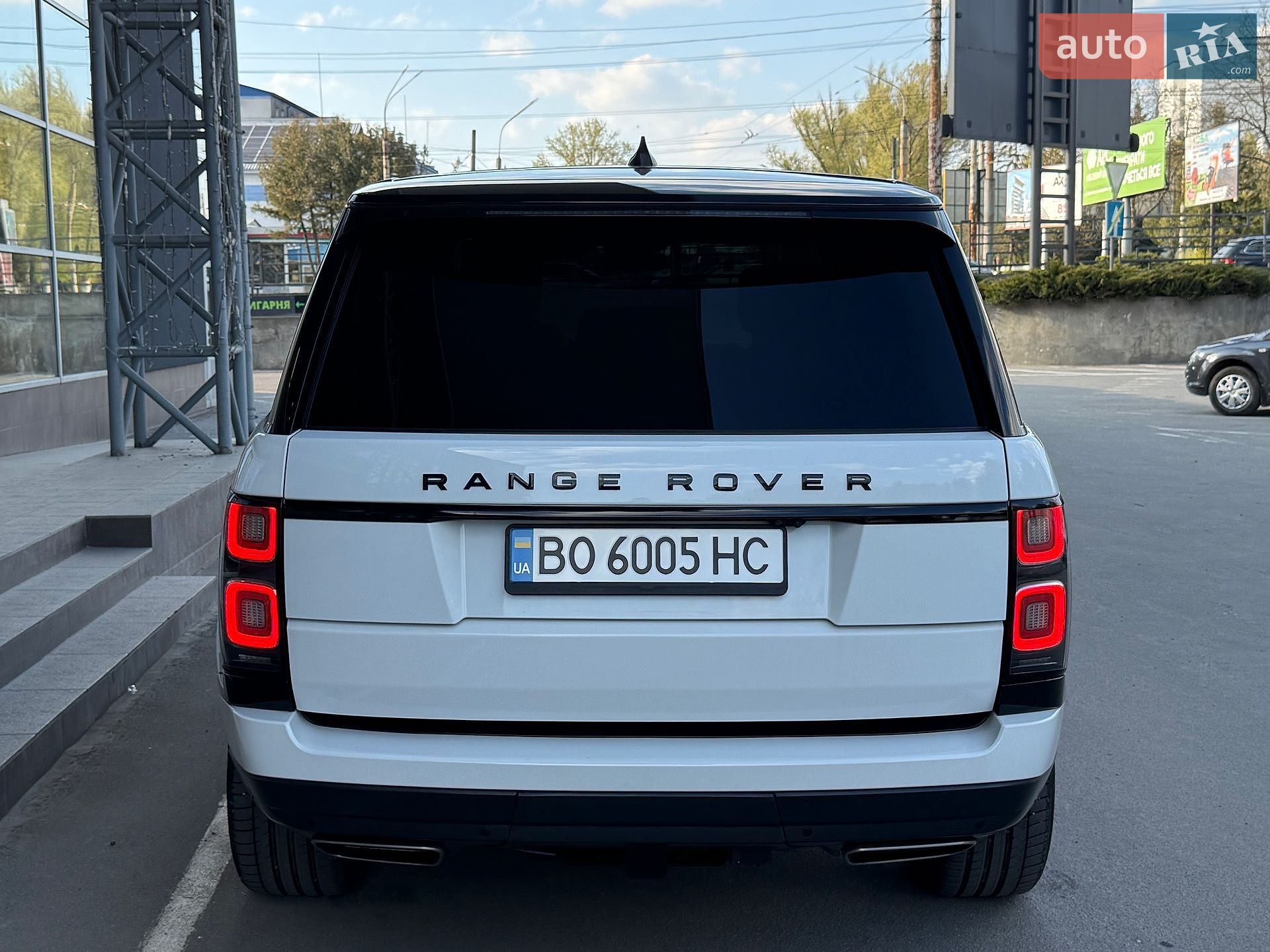 Land Rover Range Rover 2018 VIN SALGS2RE5JA515499 фото оголошення 20 з 37
