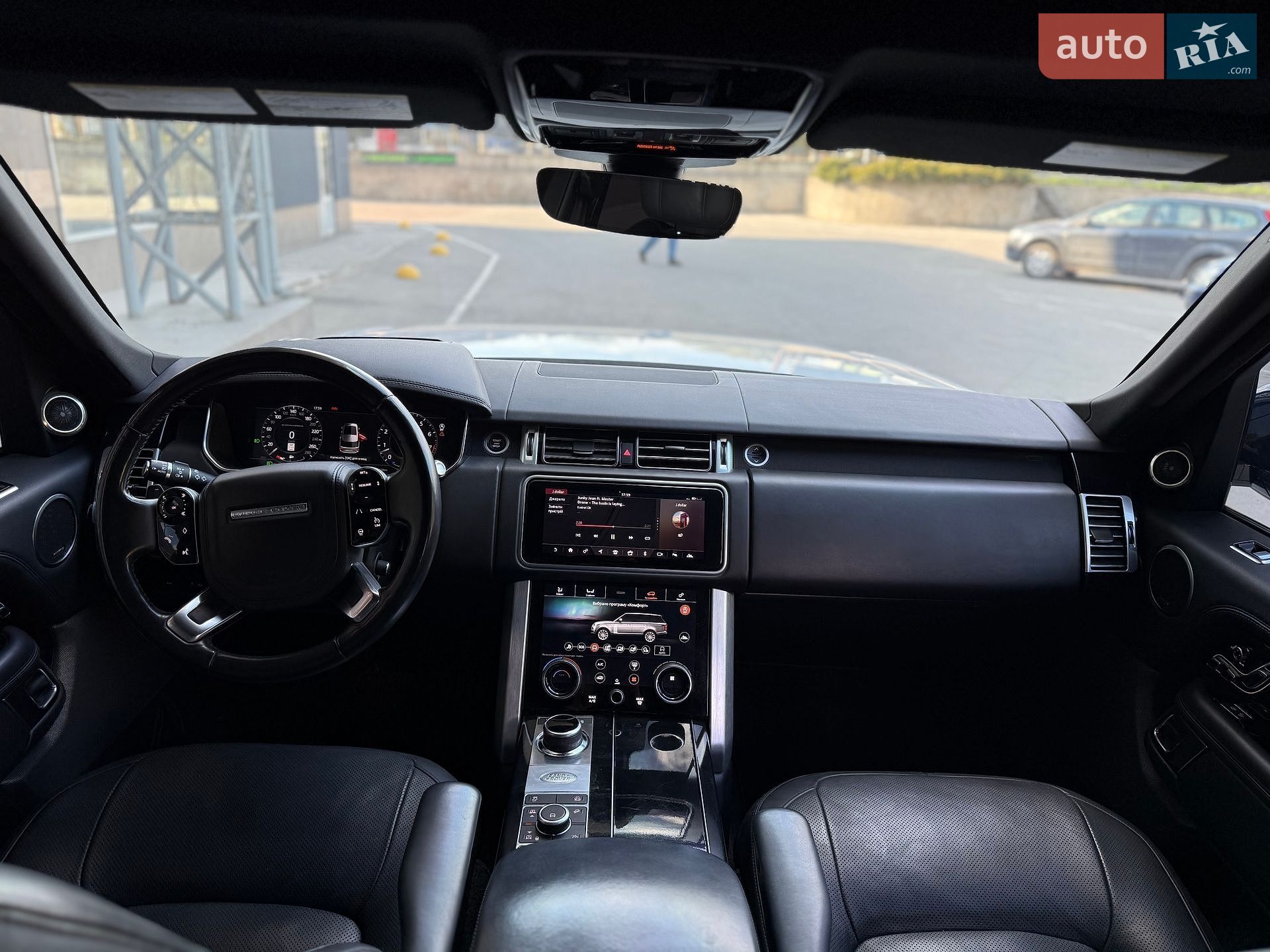 Land Rover Range Rover 2018 VIN SALGS2RE5JA515499 фото оголошення 29 з 37