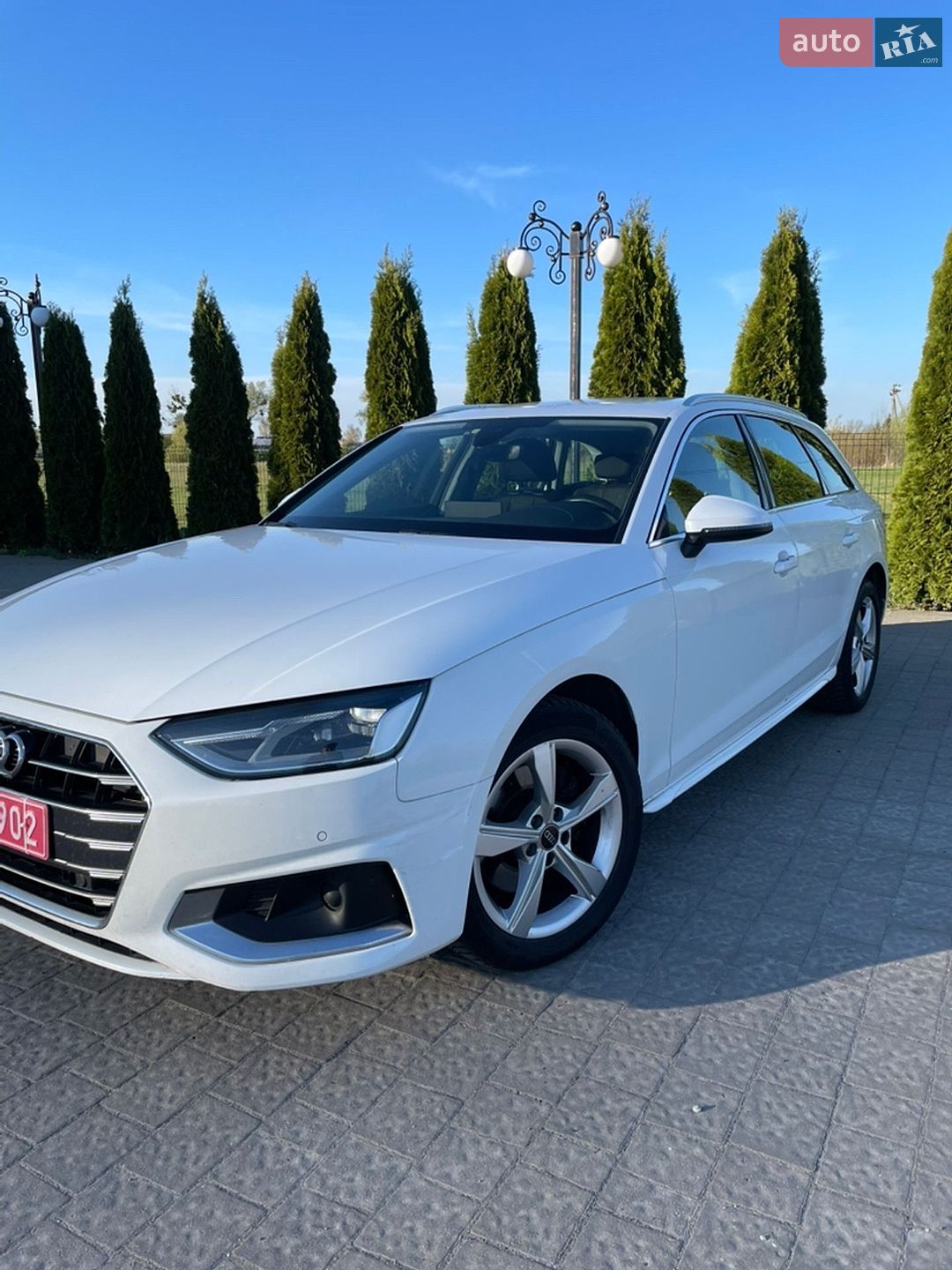 Audi A4 2021 VIN WAUZZZF49NA006468 фото оголошення 3 з 25
