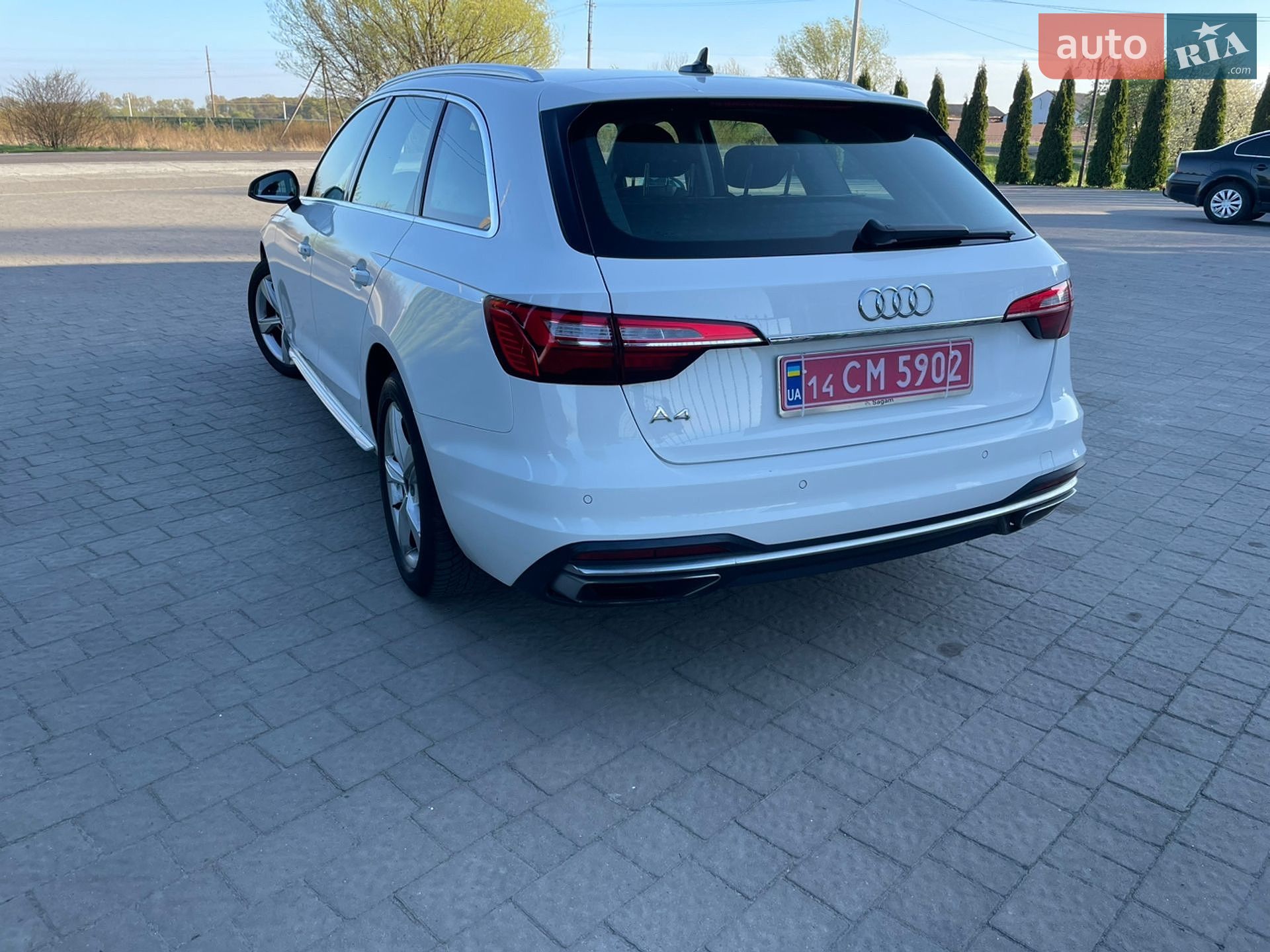 Audi A4 2021 VIN WAUZZZF49NA006468 фото оголошення 6 з 25