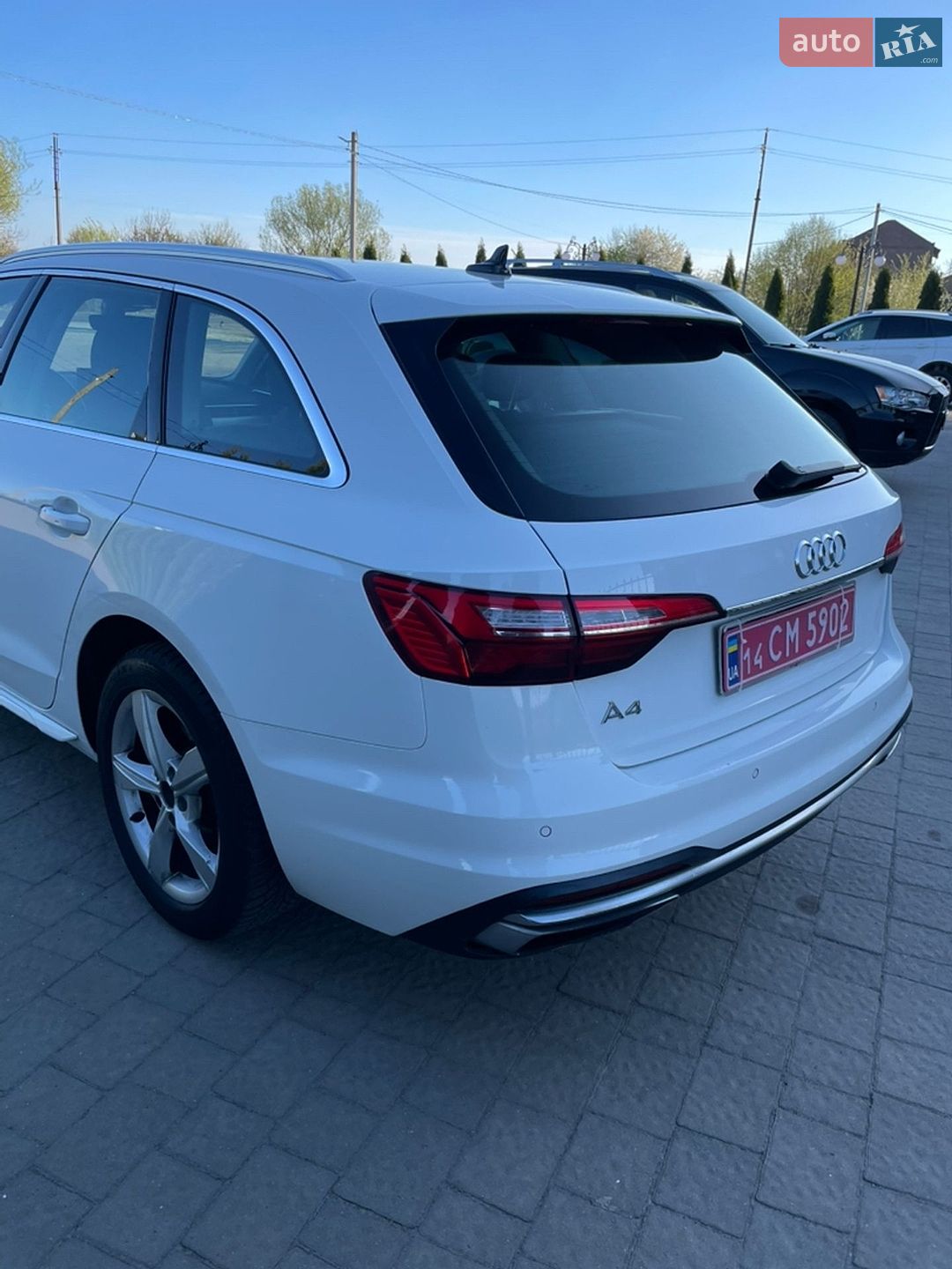 Audi A4 2021 VIN WAUZZZF49NA006468 фото оголошення 11 з 25