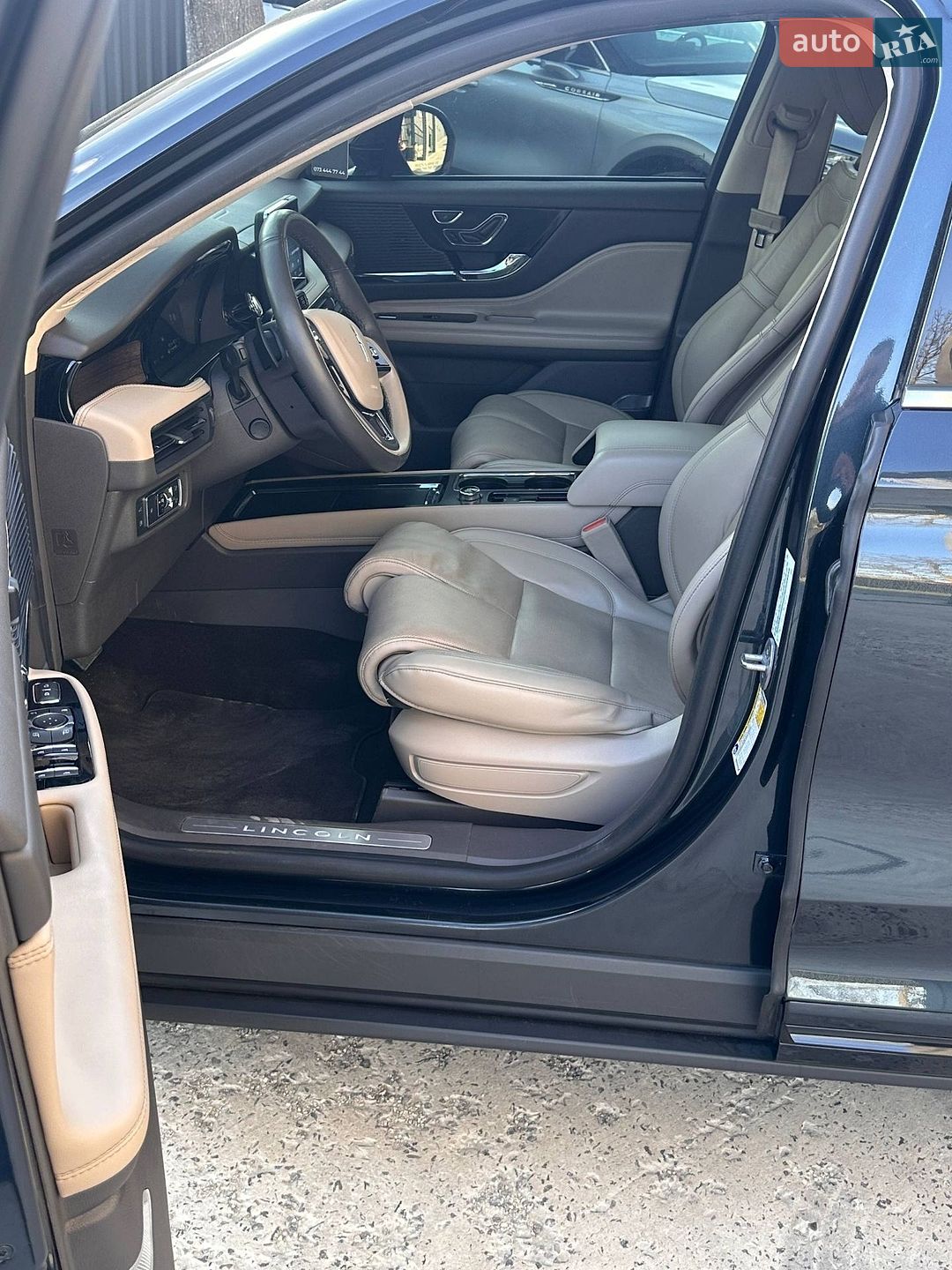 Lincoln Corsair 2022 VIN 5LMTJ5DZ6NUL09187 фото оголошення 34 з 57