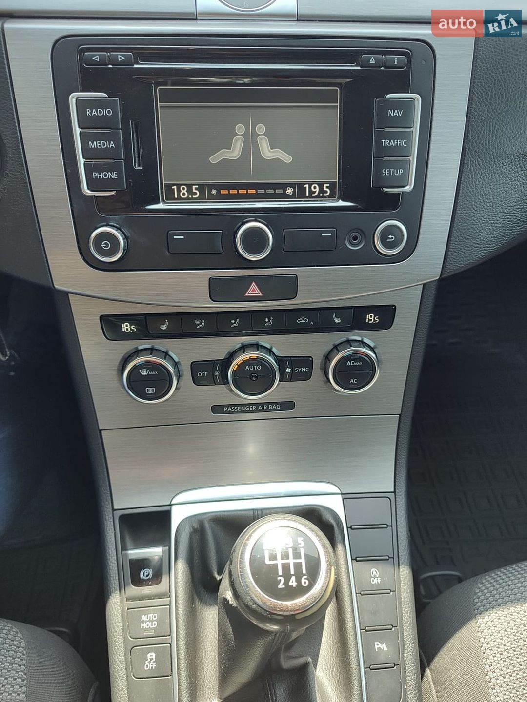 Volkswagen Passat 2012 VIN WVWZZZ3CZCE116832 фото оголошення 12 з 46