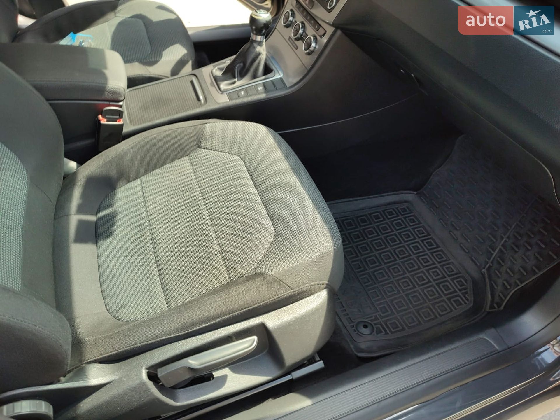 Volkswagen Passat 2012 VIN WVWZZZ3CZCE116832 фото оголошення 25 з 46