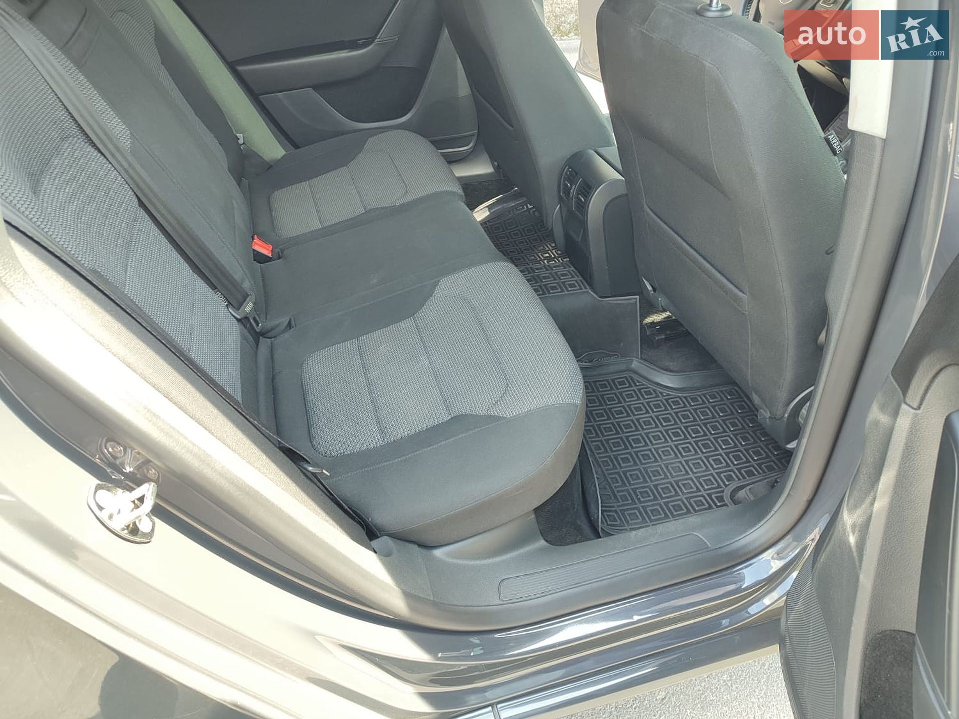 Volkswagen Passat 2012 VIN WVWZZZ3CZCE116832 фото оголошення 26 з 46