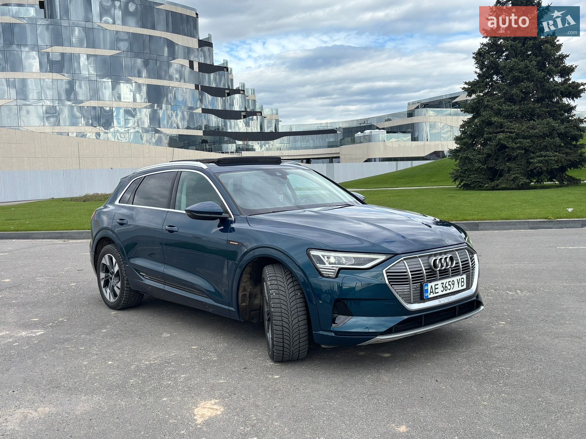 Audi e-tron 2019 VIN WAUZZZGE5LB016512 фото оголошення 67 з 130