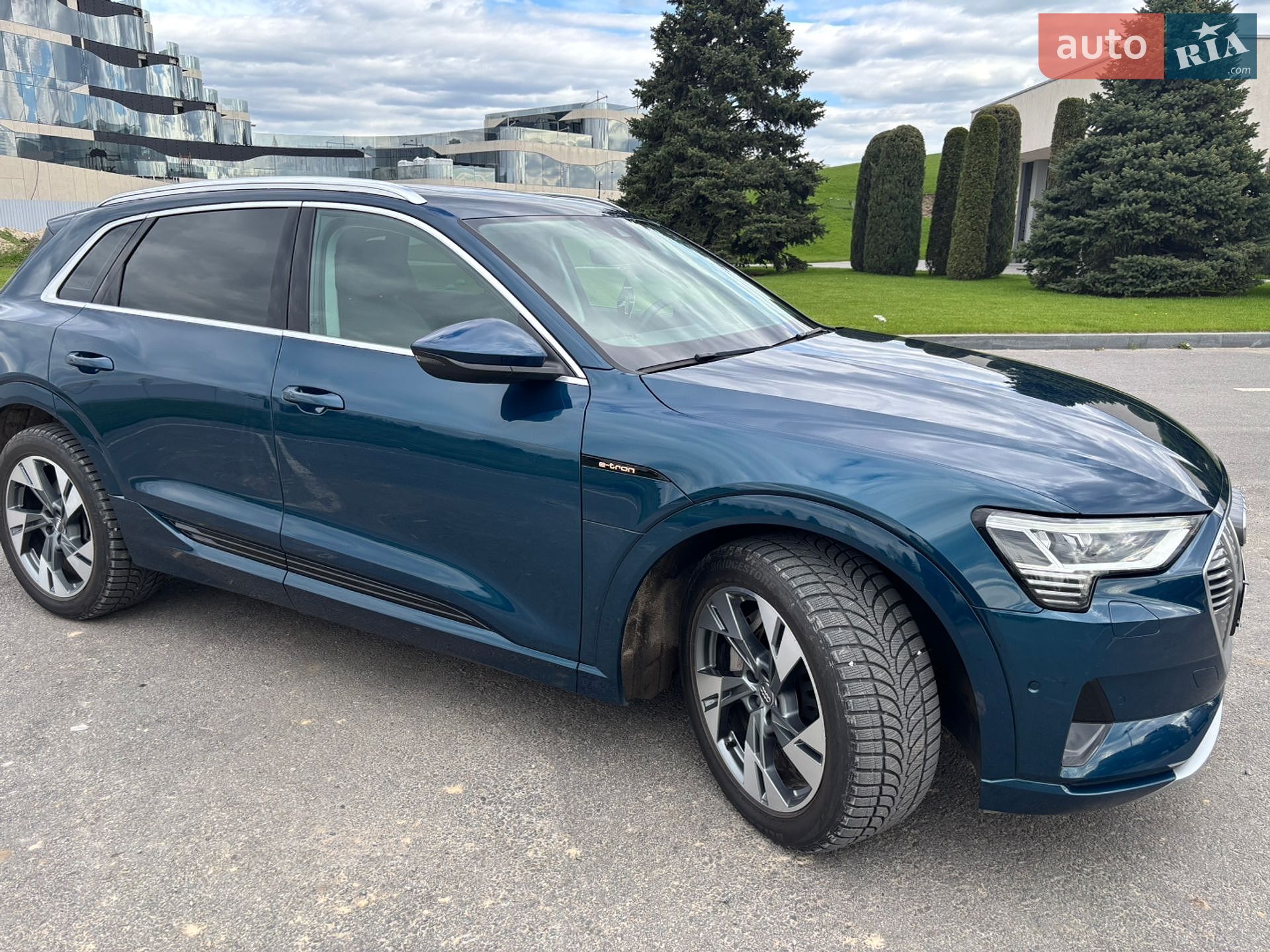 Audi e-tron 2019 VIN WAUZZZGE5LB016512 фото оголошення 72 з 130